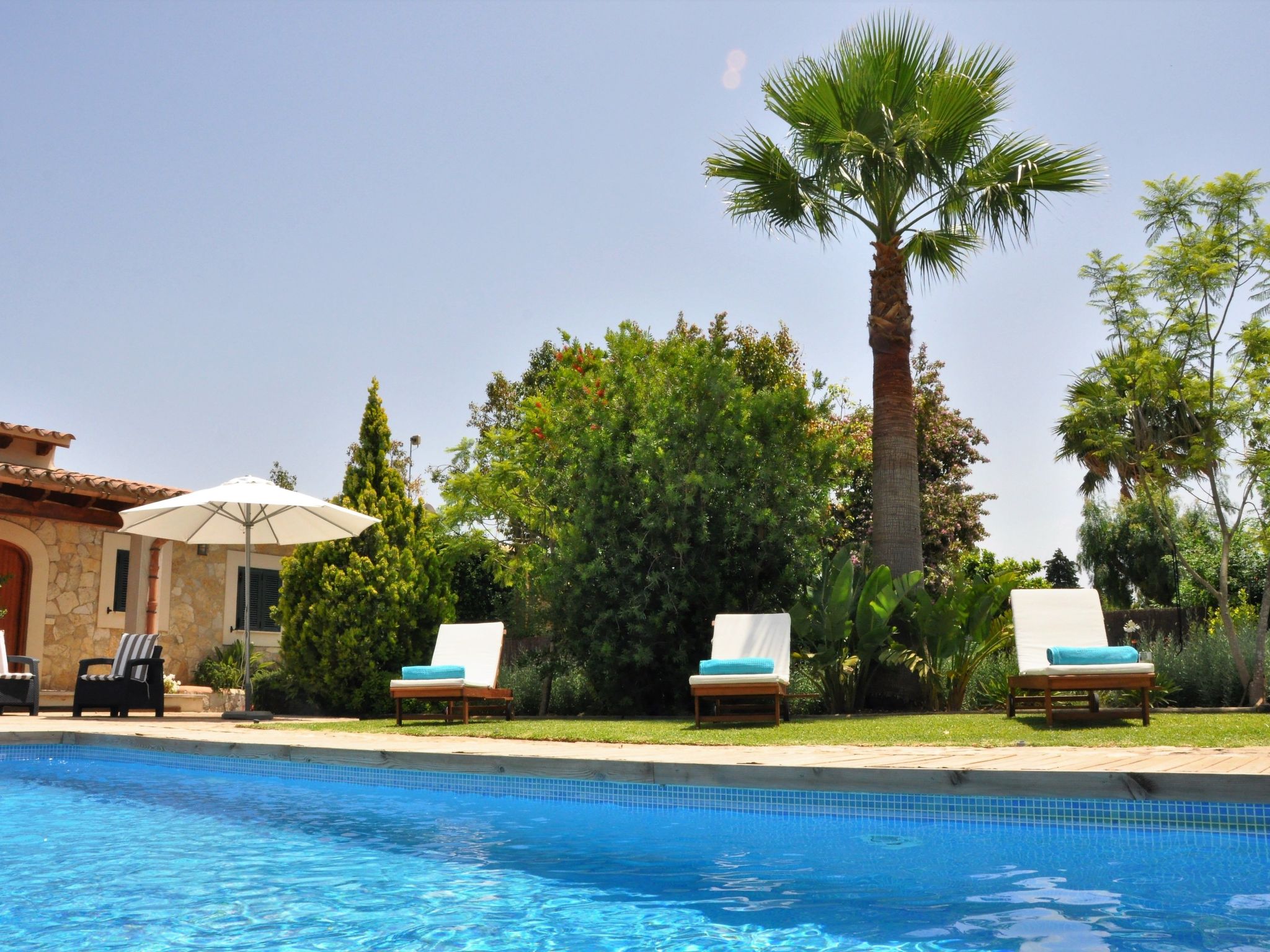 Villa Vista Verde mit Pool und Garten-Binnen