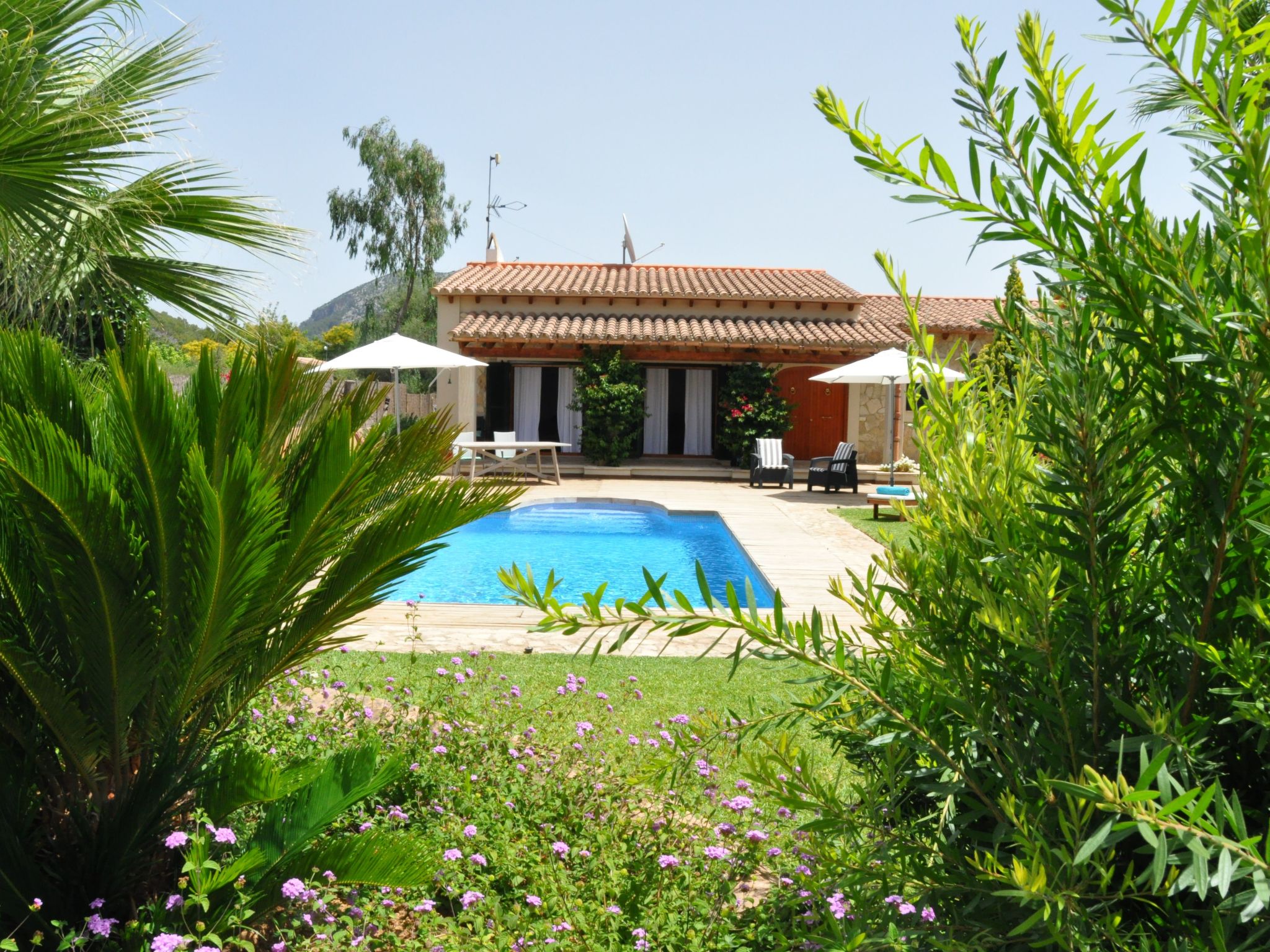 Villa Vista Verde mit Pool und Garten-Binnen