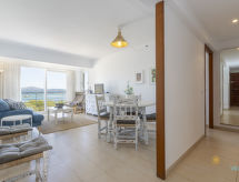 Licht appartement met zeezicht nabij de iconische Pine Walk in Port de Pollença - thumbnail 6