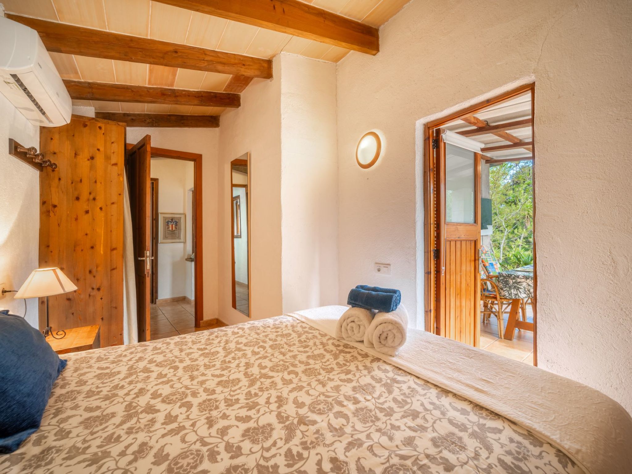 La Salve Can Jordi-Binnen