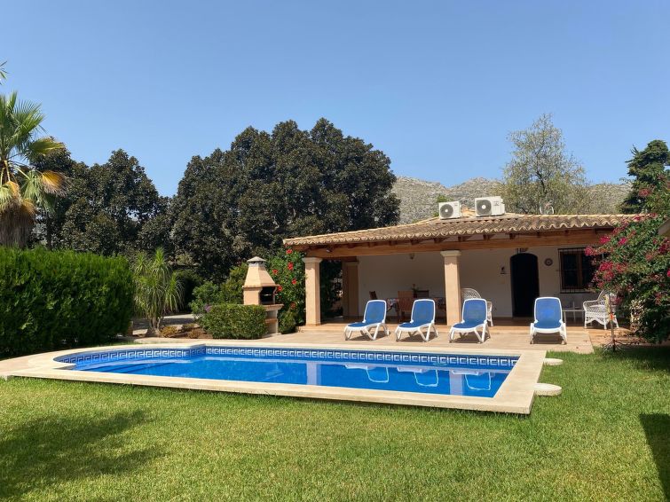 4-persoons vakantiehuis met privézwembad in Pollença in Pollença