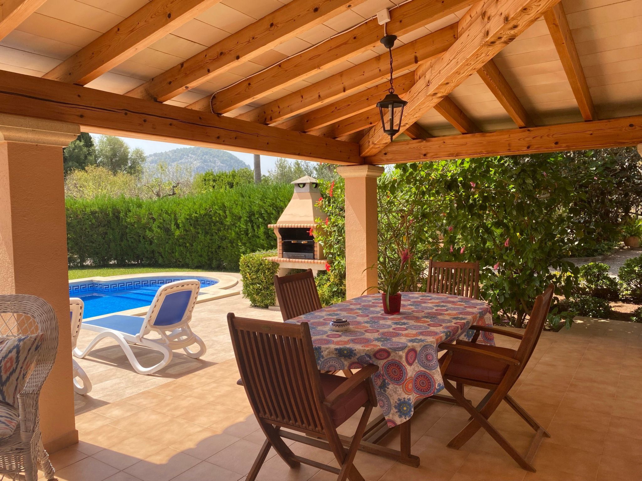 Finca mit Garten, Grill und Terrasse-Drinnen