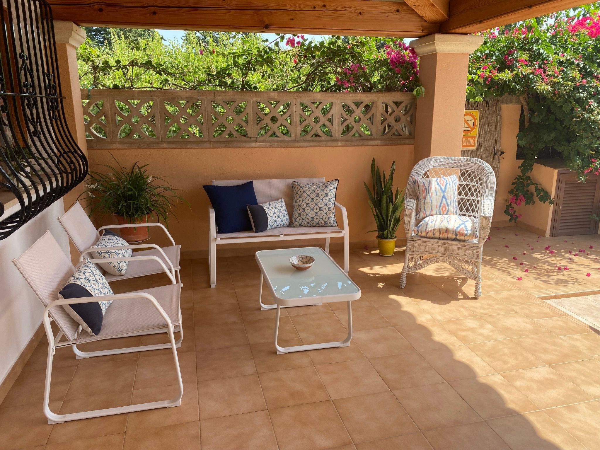 Finca mit Garten, Grill und Terrasse-Drinnen