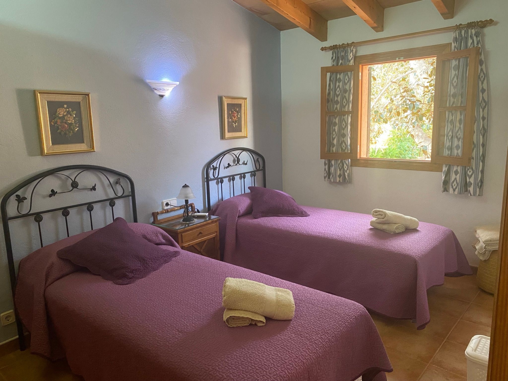 Finca mit Garten, Grill und Terrasse-Drinnen