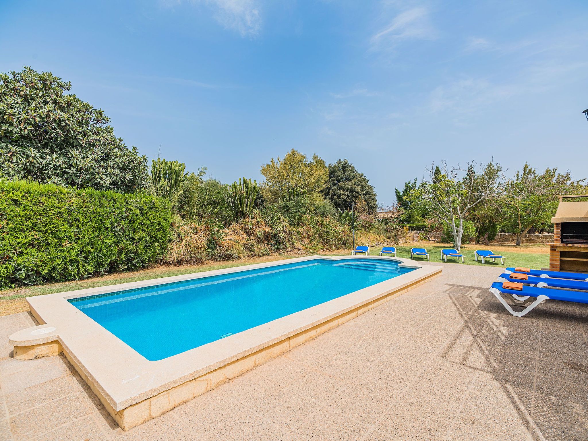 Finca "Can Sureda" mit Garten, Grill und Terrasse-Binnen