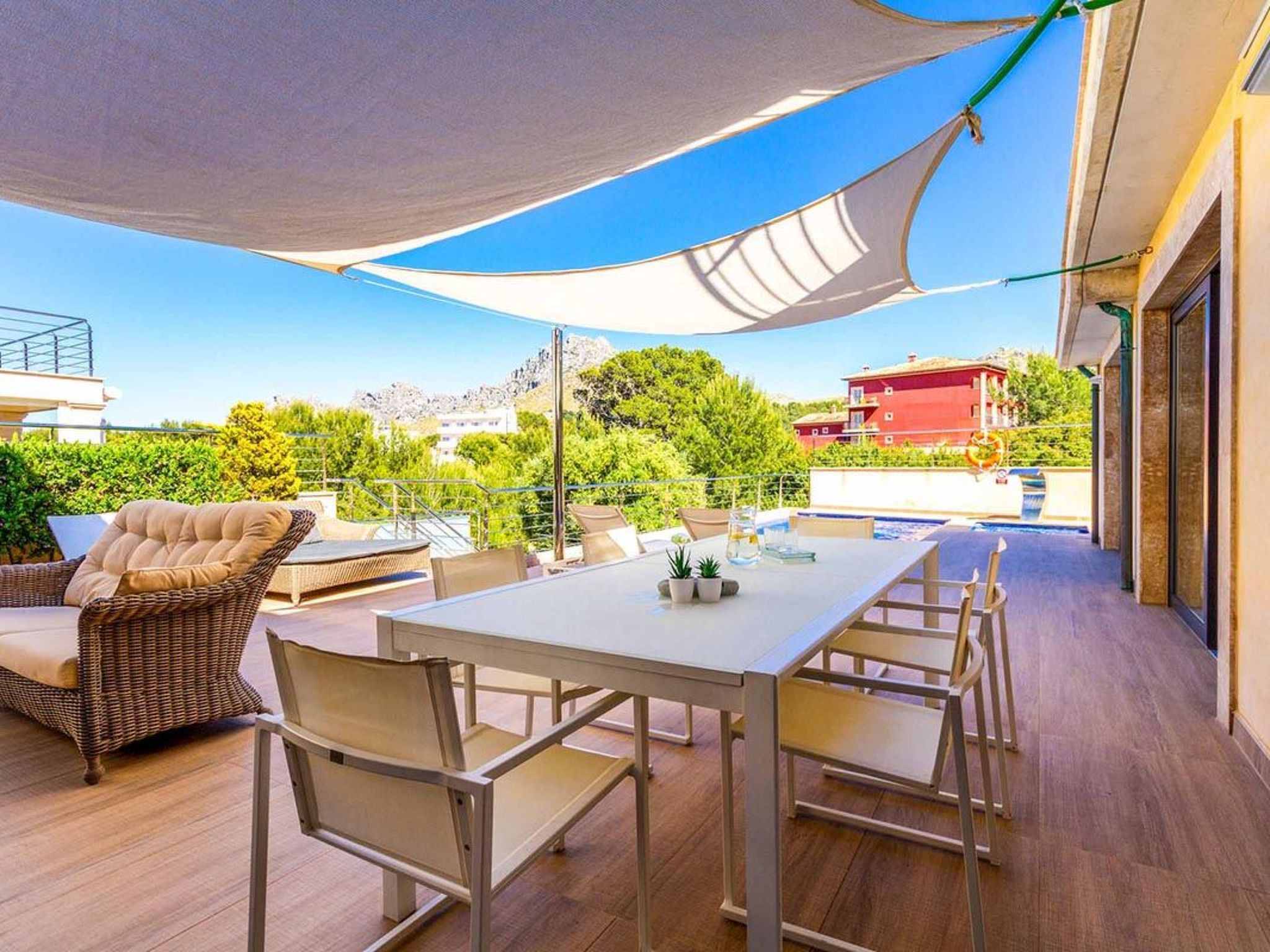 Schöne Villa im Zentrum von Cala Sant Vicenç-Binnen