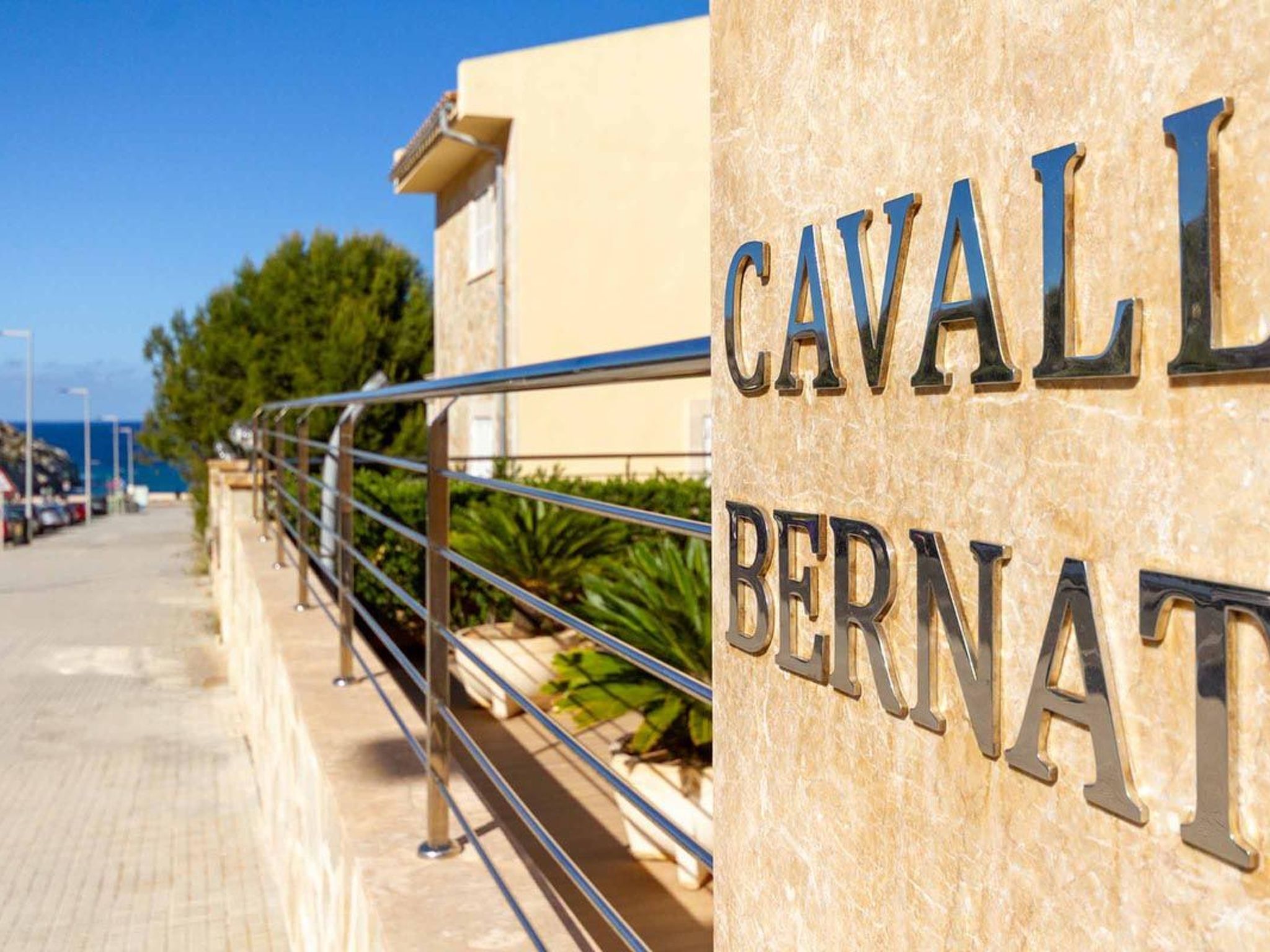 Schöne Villa im Zentrum von Cala Sant Vicenç-Binnen