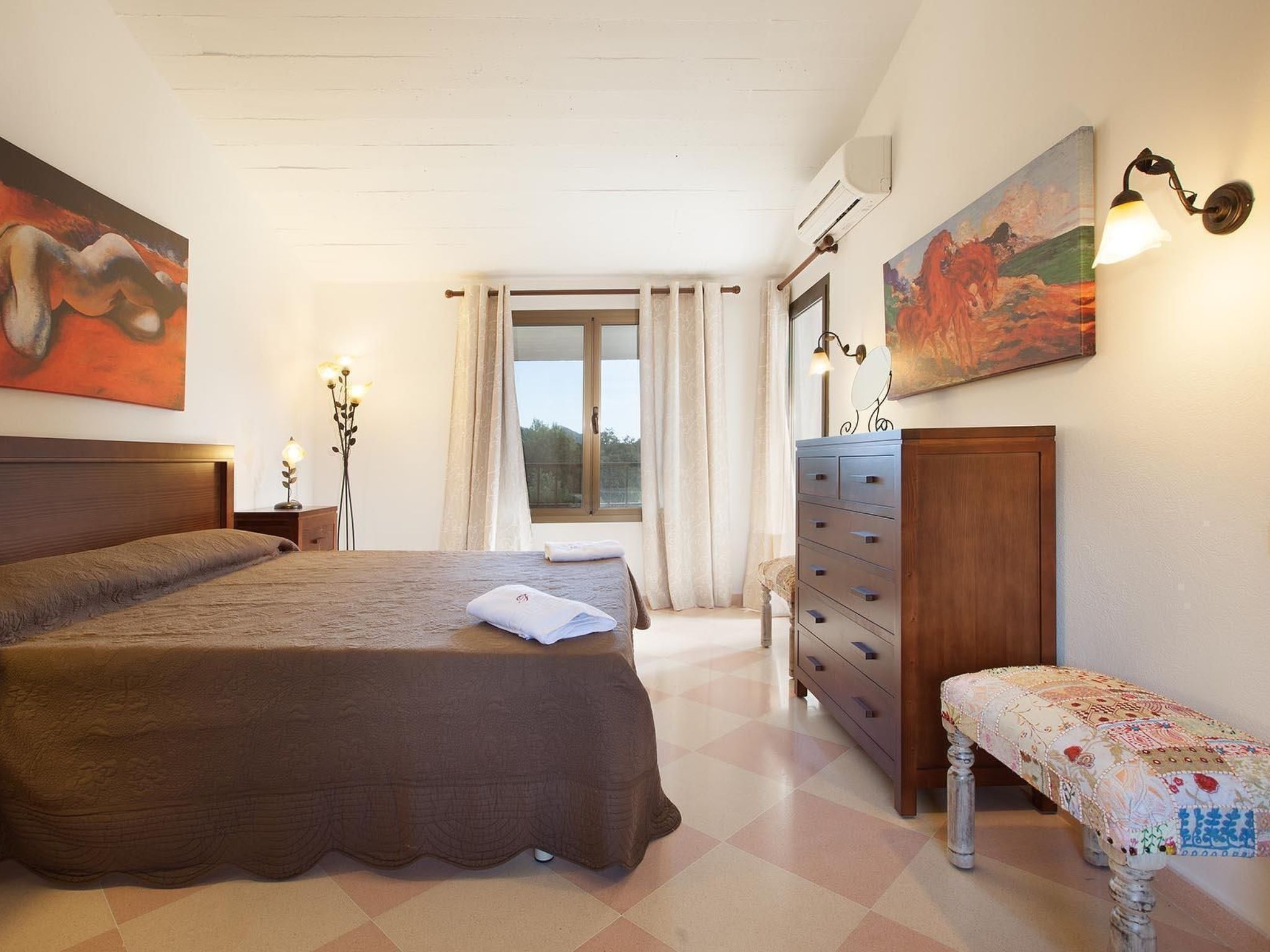 Ferienvilla "Can LLamas-Image-tags.info