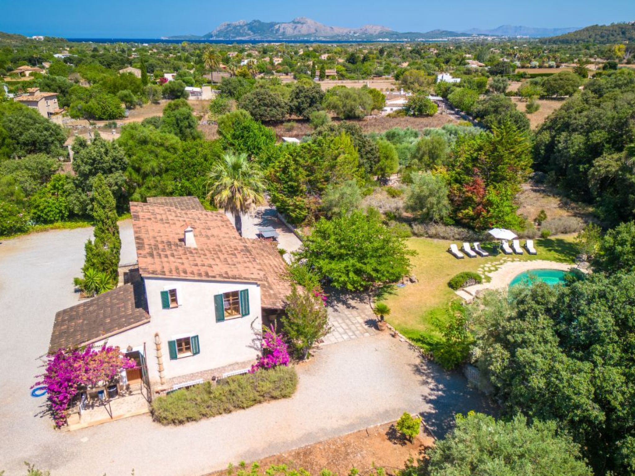 Luxuriöses Landhaus mit Pool für 12 Personen, nur 3 km von Pollensa und dem Str