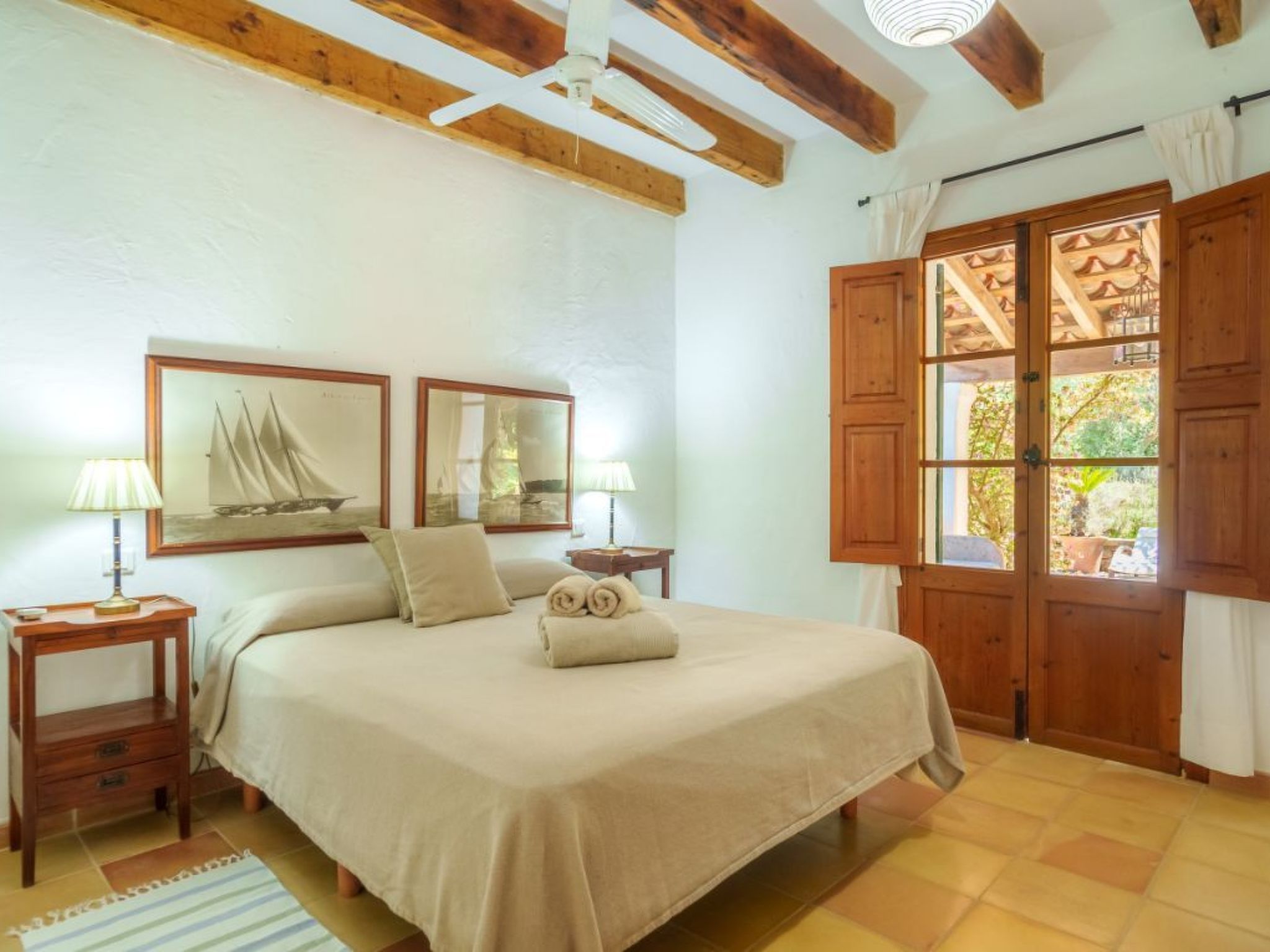 Luxuriöses Landhaus mit Pool für 12 Personen, nur 3 km von Pollensa und dem Str-Drinnen