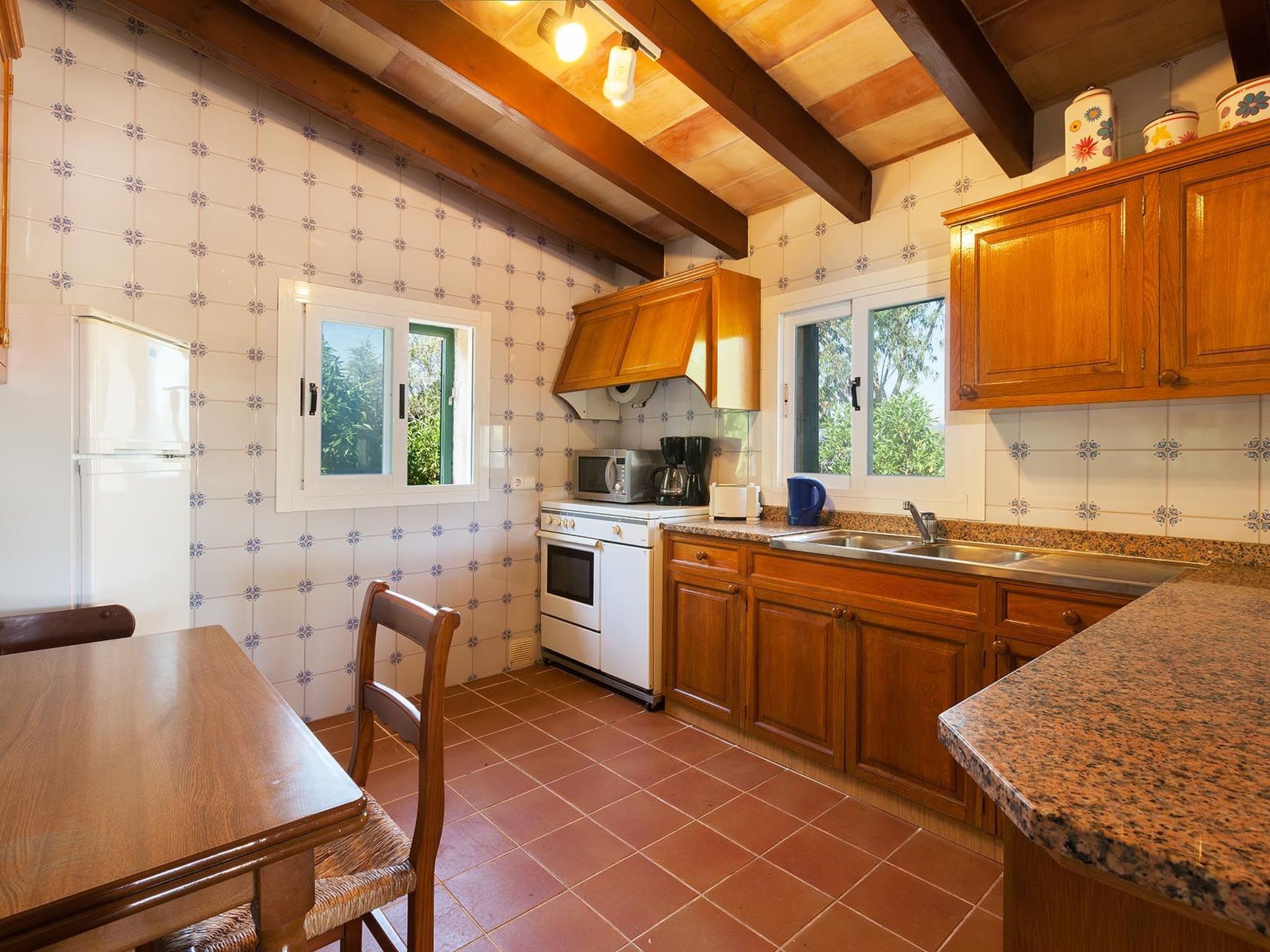 In Strandnähe-Drinnen