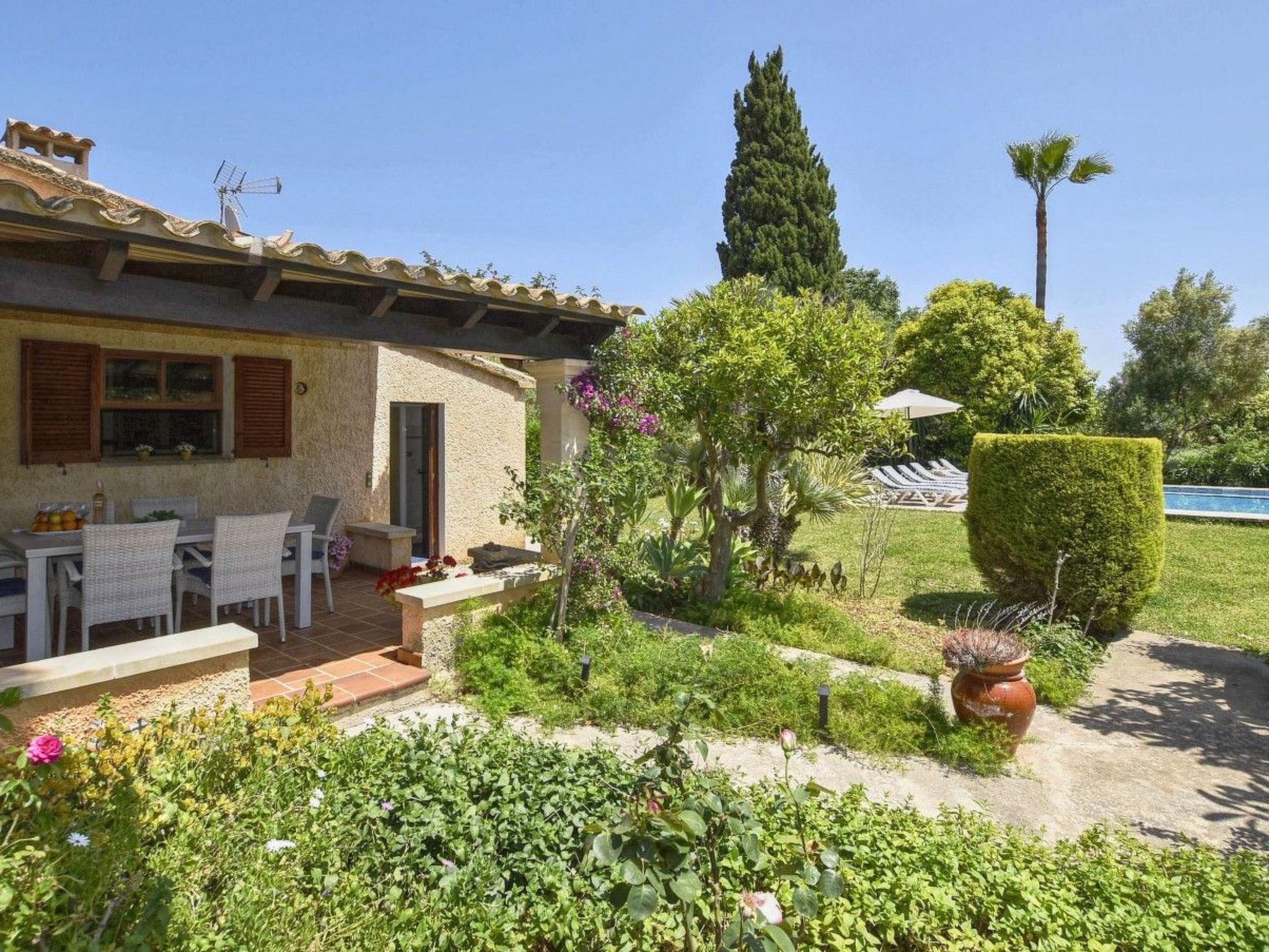 Haus mit Schwimmbad für 6 Personen 5 min vom Meer entfernt