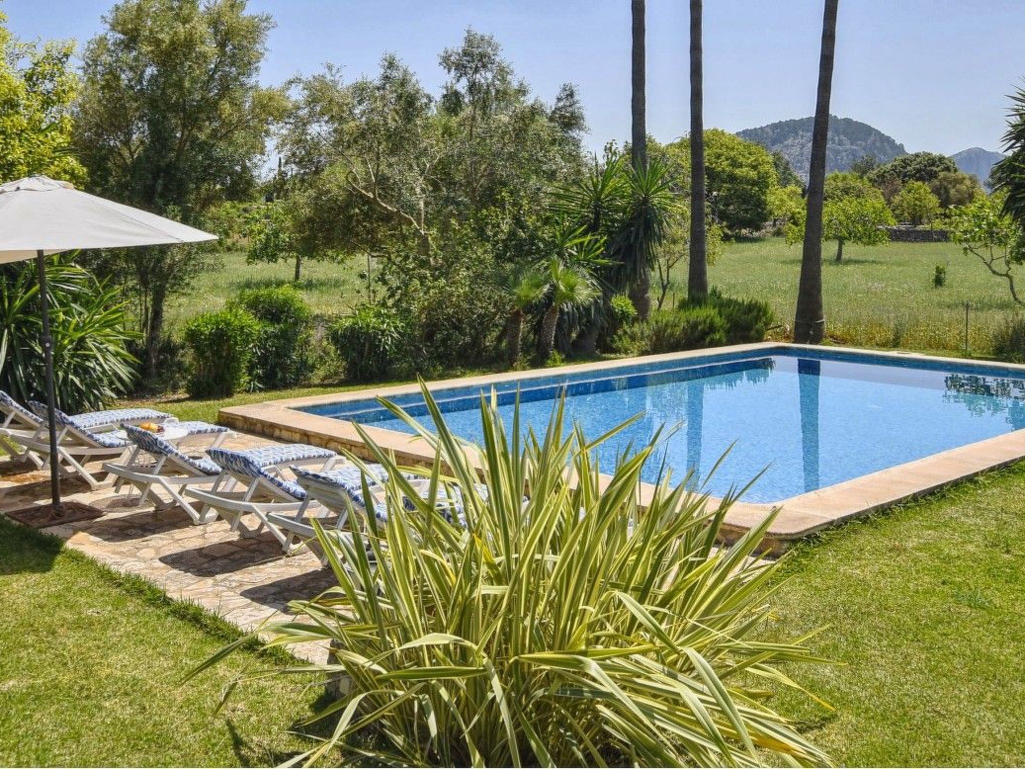 Haus mit Schwimmbad für 6 Personen 5 min vom Meer entfernt-Image-tags.info