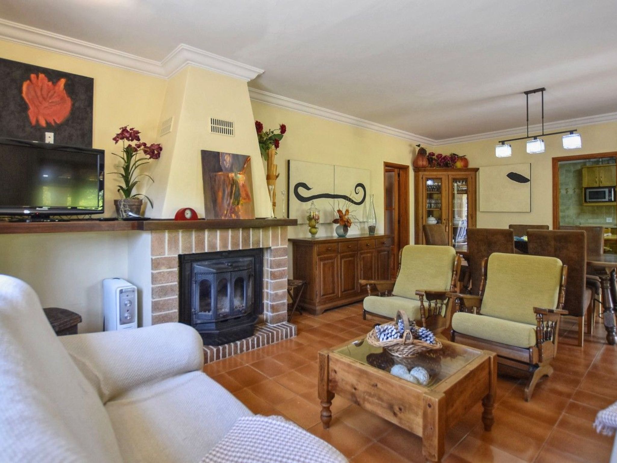 Haus mit Schwimmbad für 6 Personen 5 min vom Meer entfernt-Inside