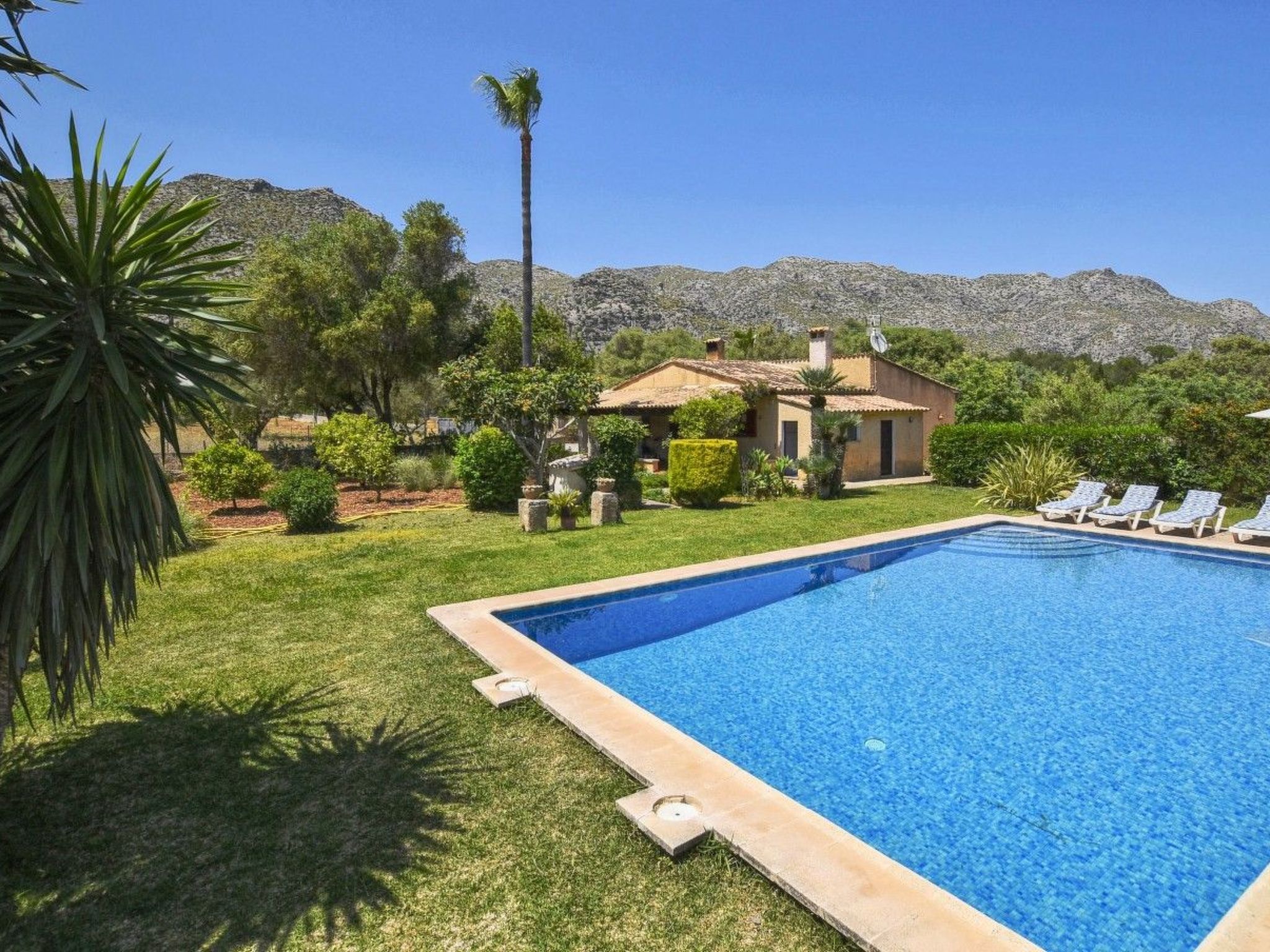 Haus mit Schwimmbad für 6 Personen 5 min vom Meer entfernt-Image-tags.info