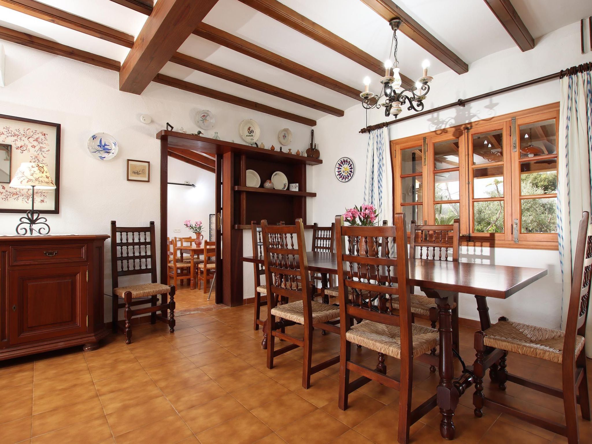 "Joan" mit privatem Pool-Binnen