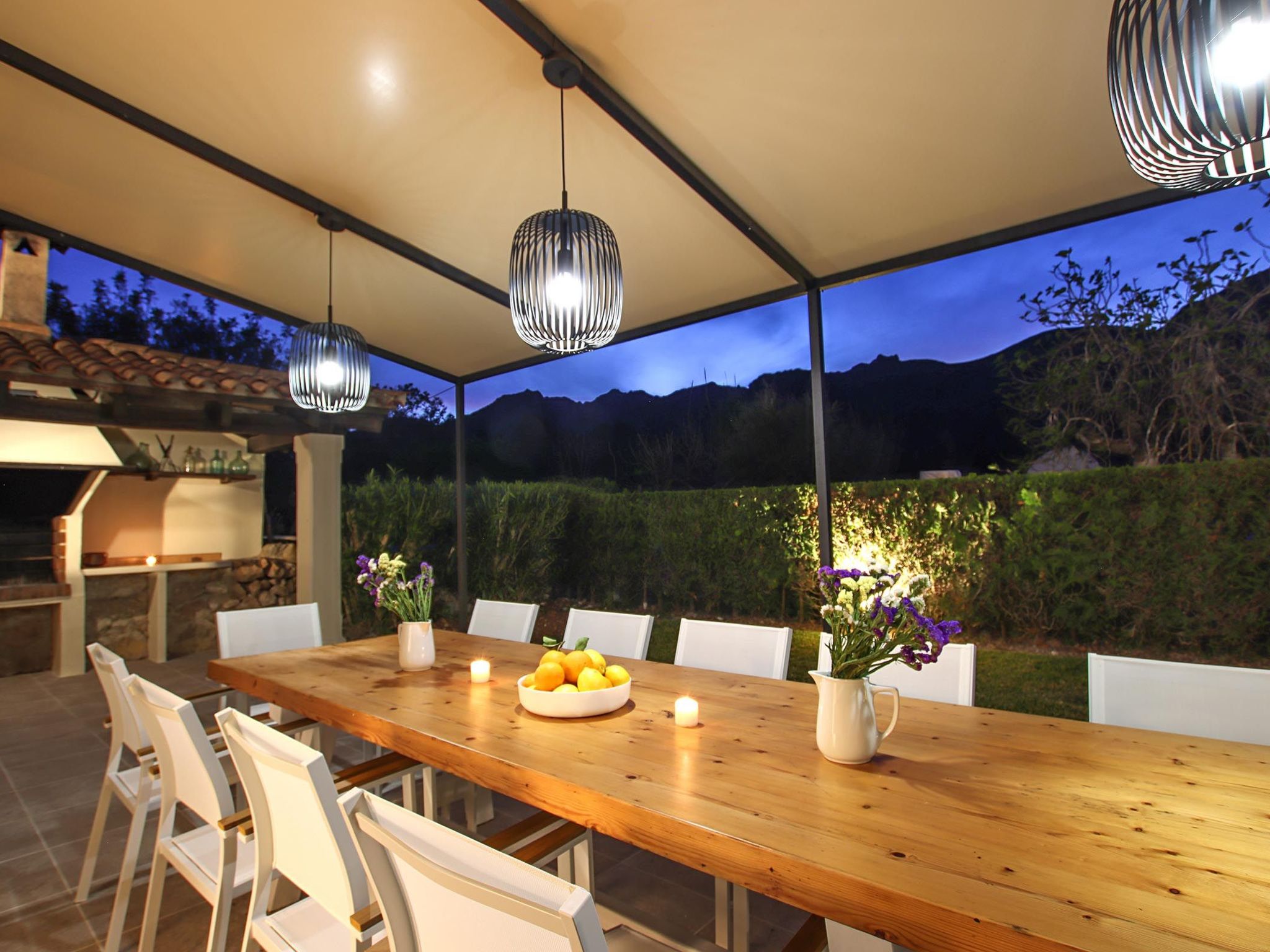 Beeindruckende große Villa in der Nähe von Cala San Vicente-Binnen