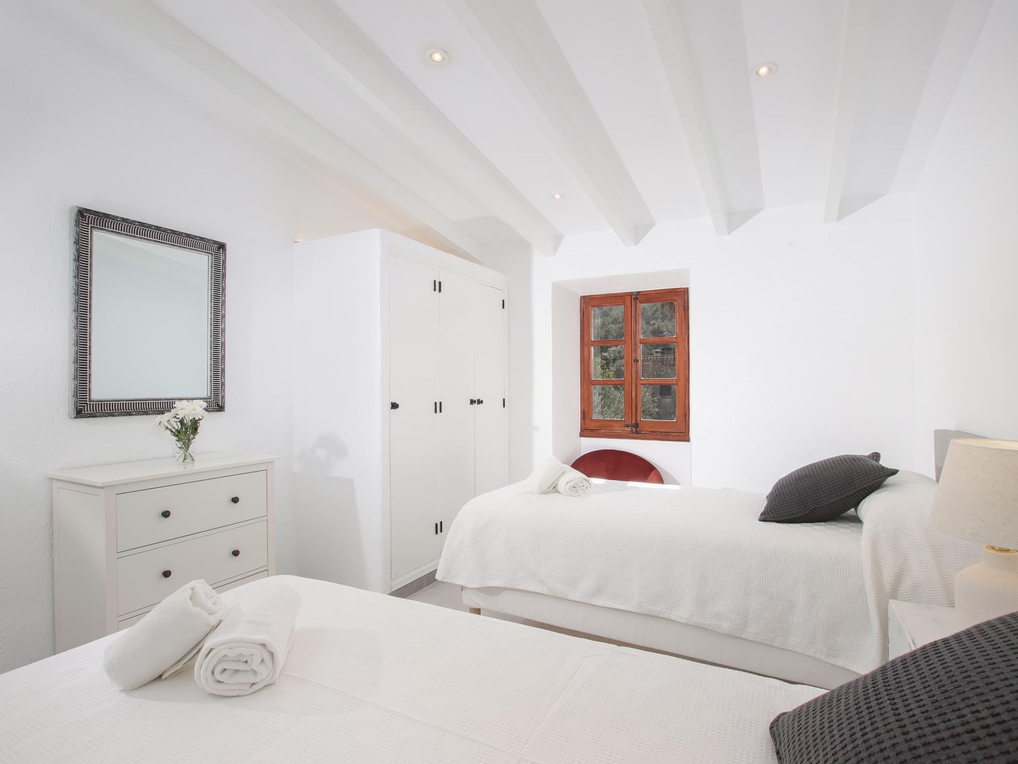 Beeindruckende große Villa in der Nähe von Cala San Vicente-Binnen