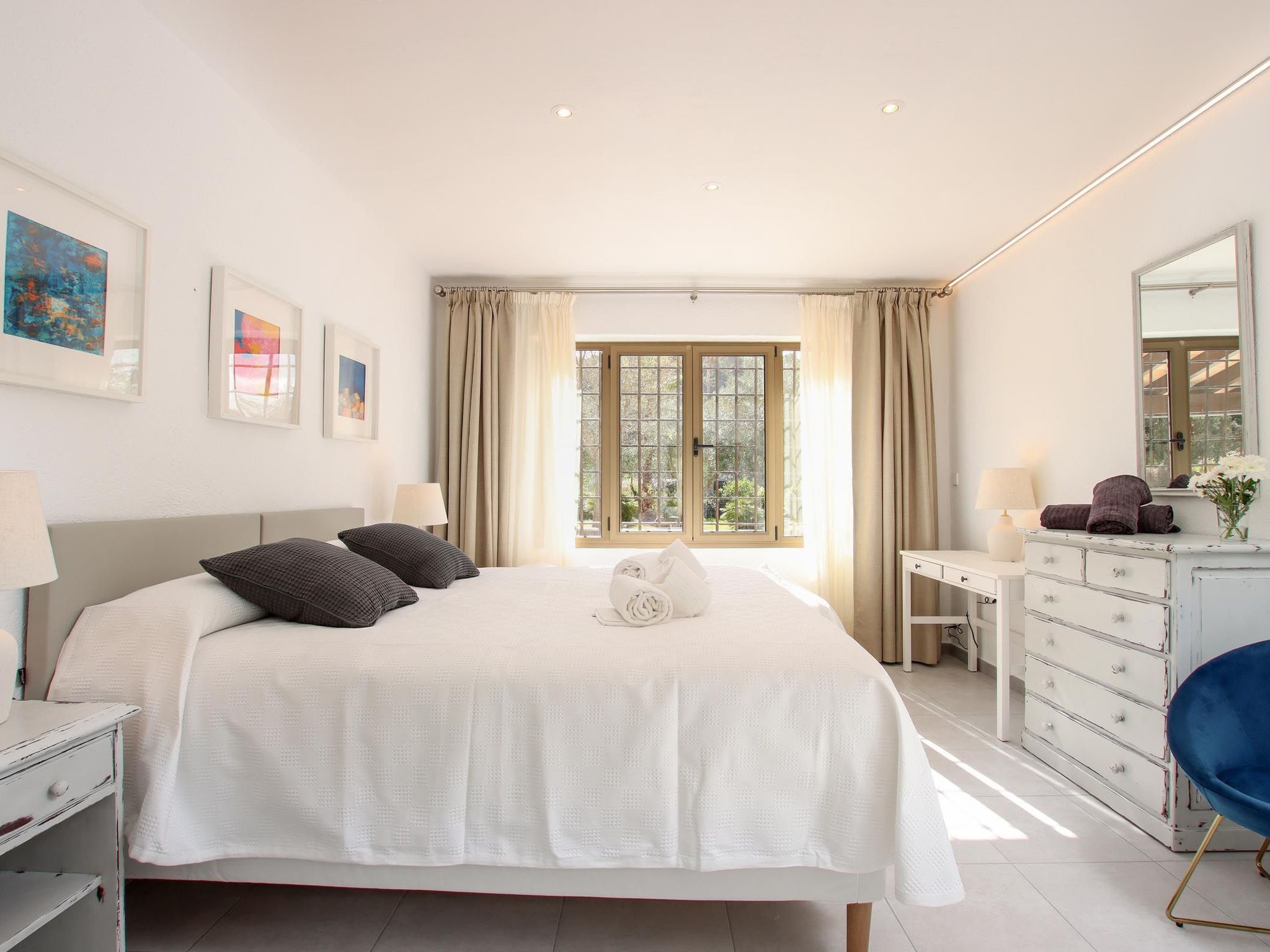 Beeindruckende große Villa in der Nähe von Cala San Vicente-Binnen