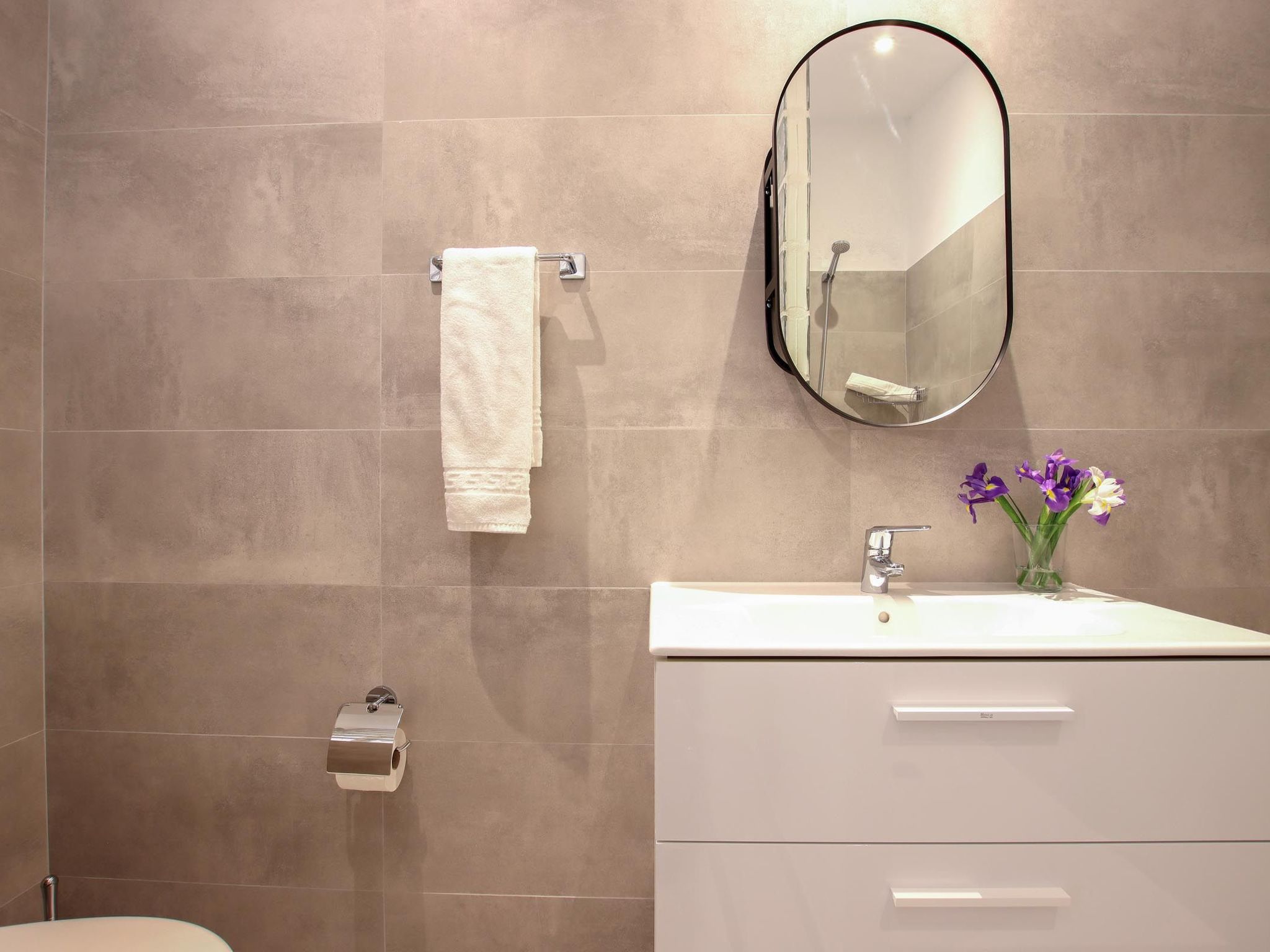 Photo of Beeindruckende große Villa in der Nähe von Cala San Vicente