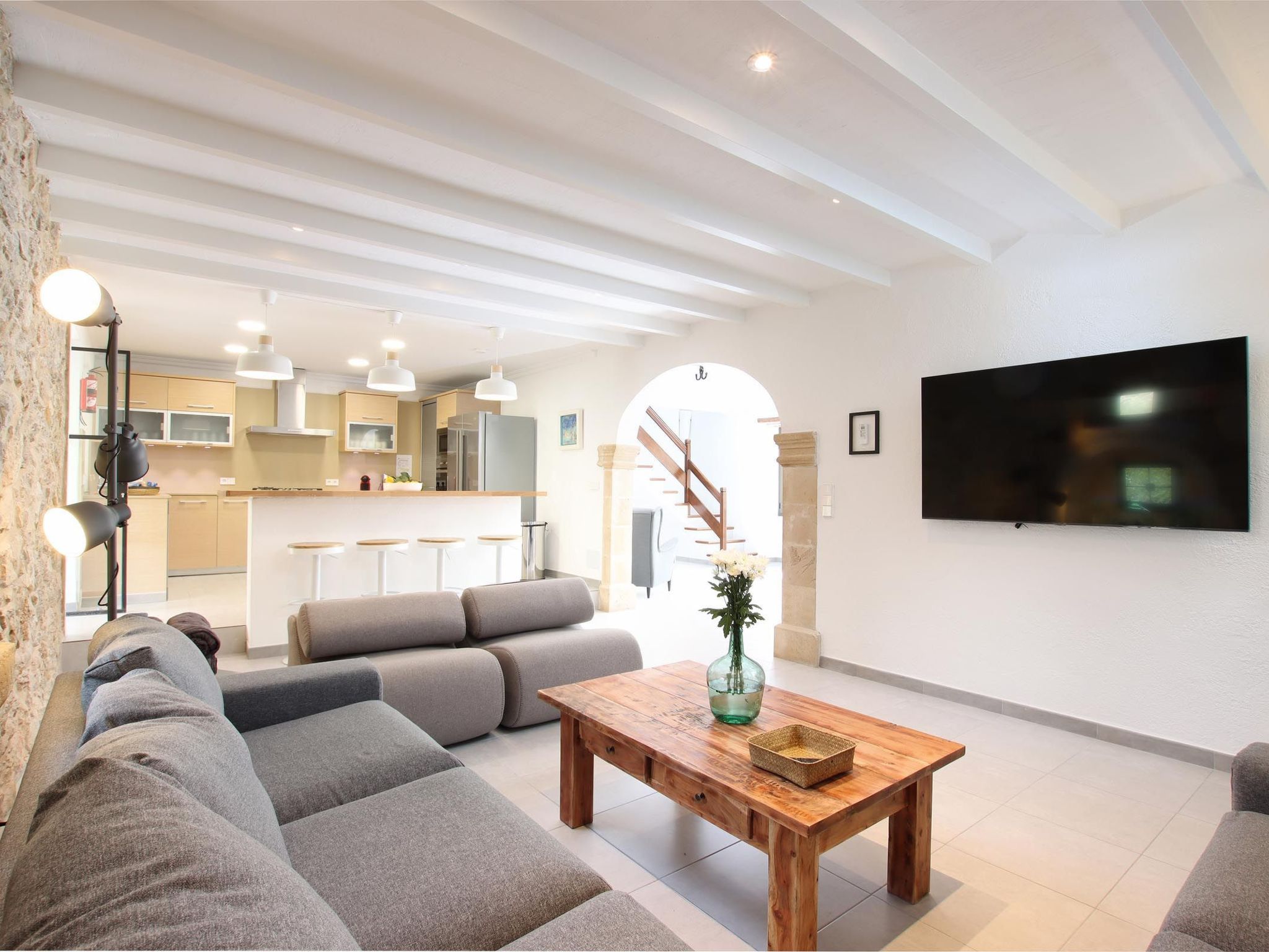 Beeindruckende große Villa in der Nähe von Cala San Vicente-Binnen