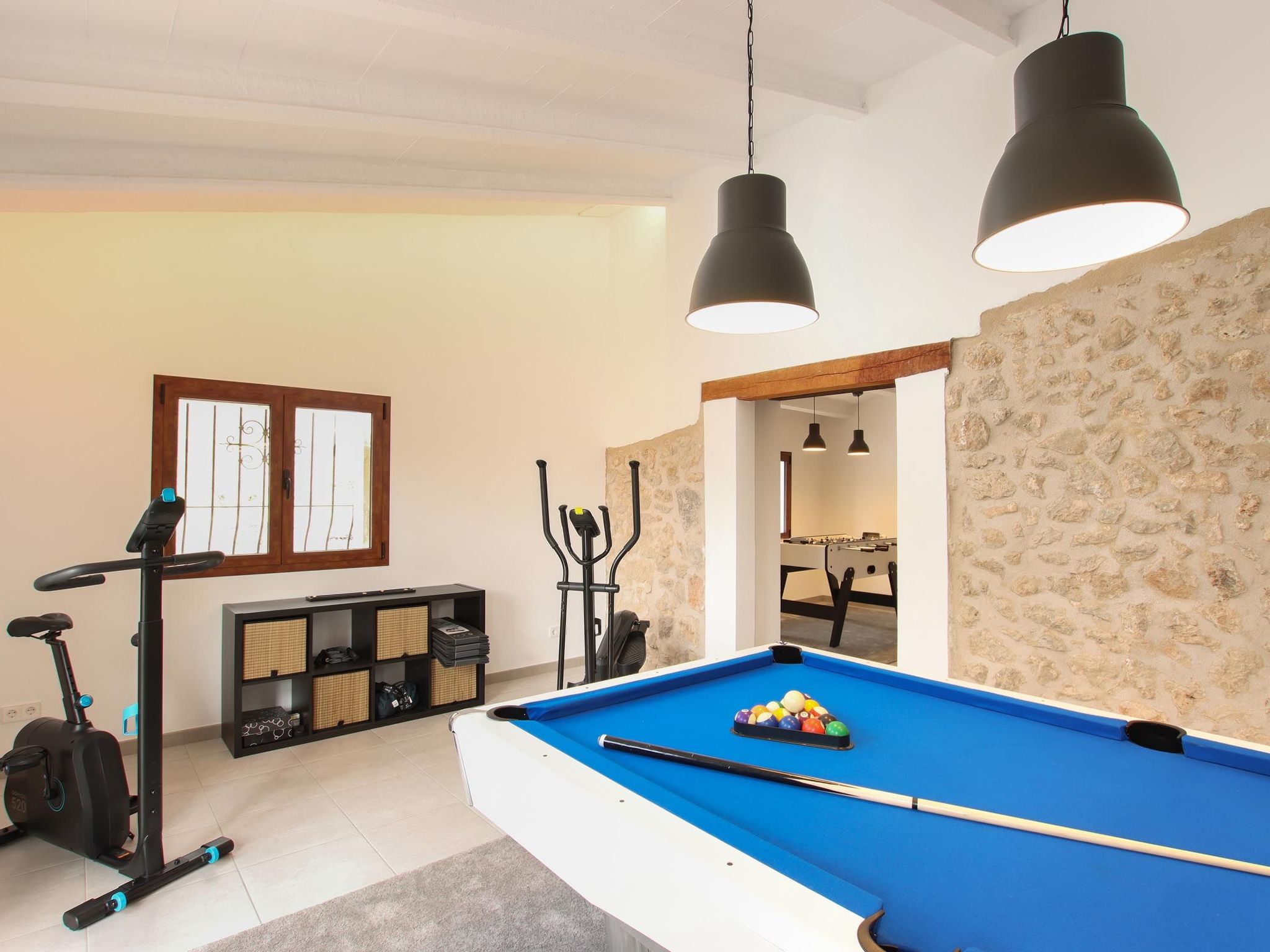 Beeindruckende große Villa in der Nähe von Cala San Vicente-Binnen