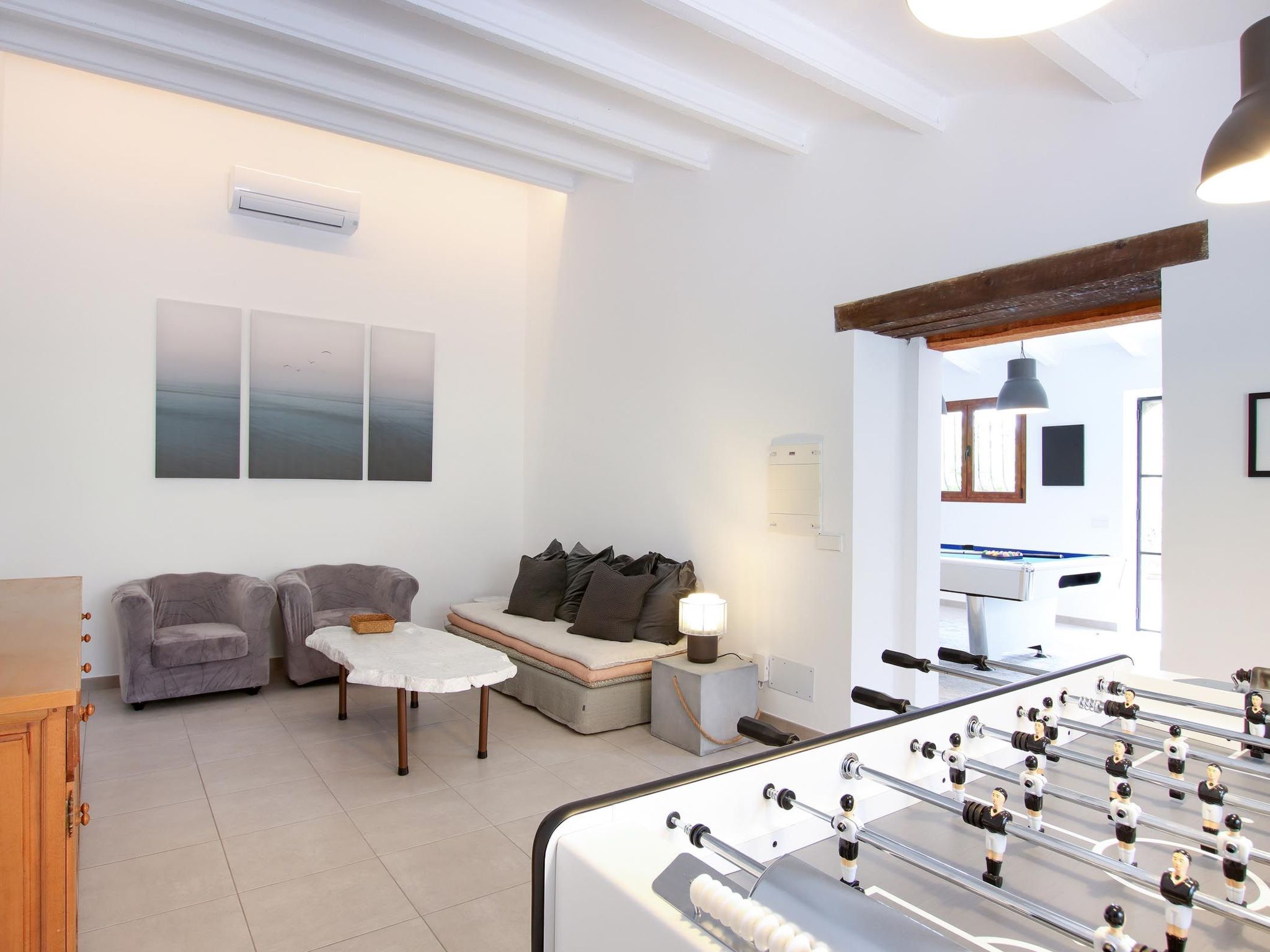 Beeindruckende große Villa in der Nähe von Cala San Vicente-Binnen