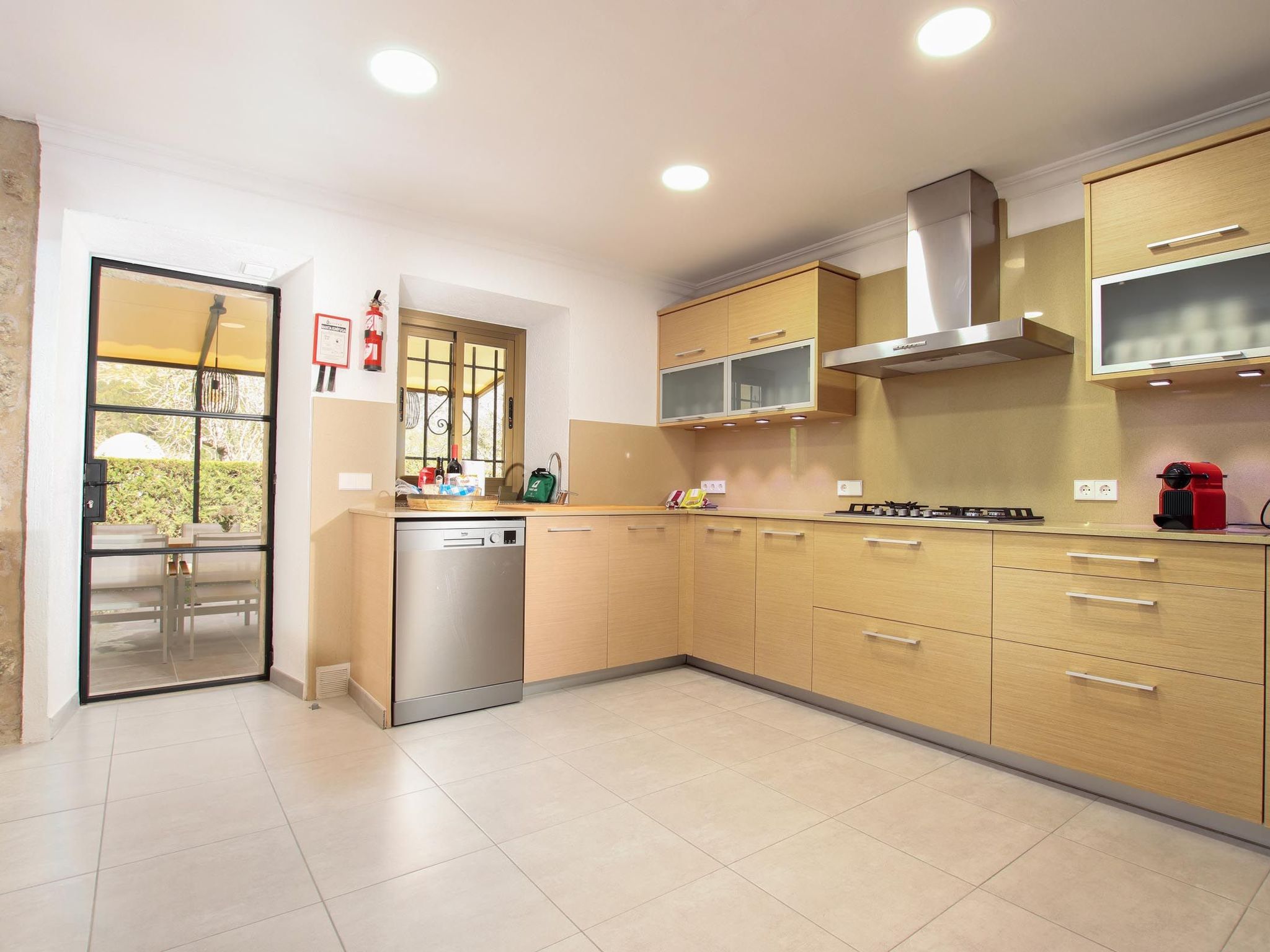 Beeindruckende große Villa in der Nähe von Cala San Vicente-Binnen