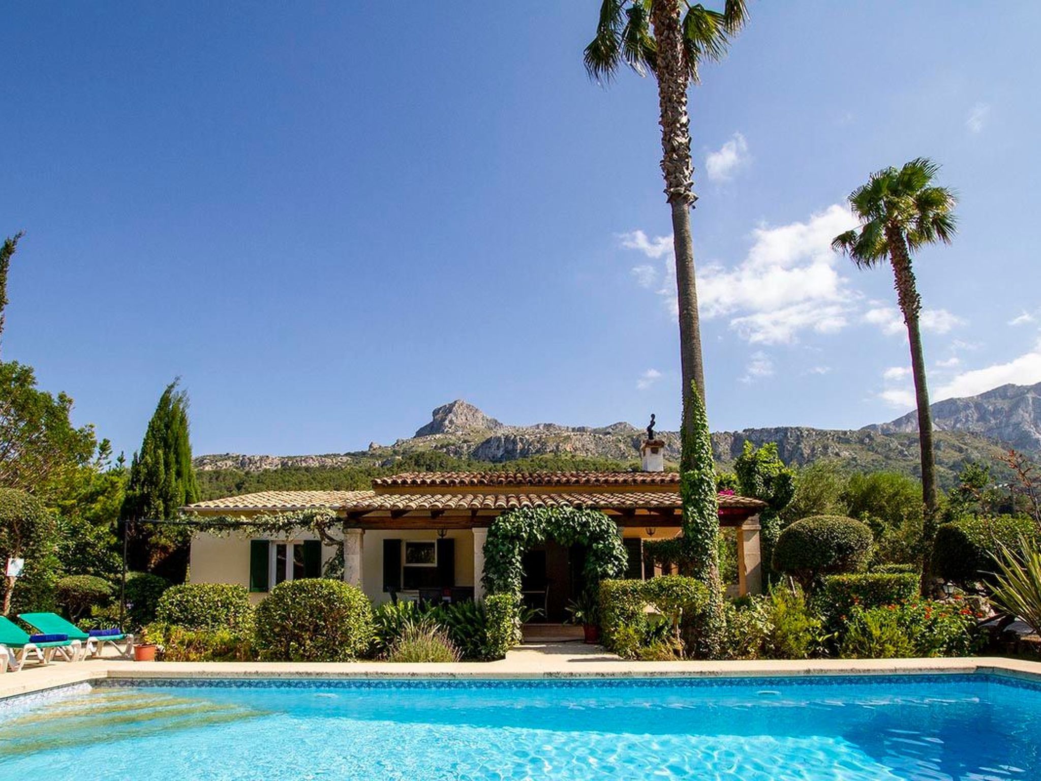 Fantastische Villa in einer ruhigen Gegend in der Nähe von Pollensa-Binnen