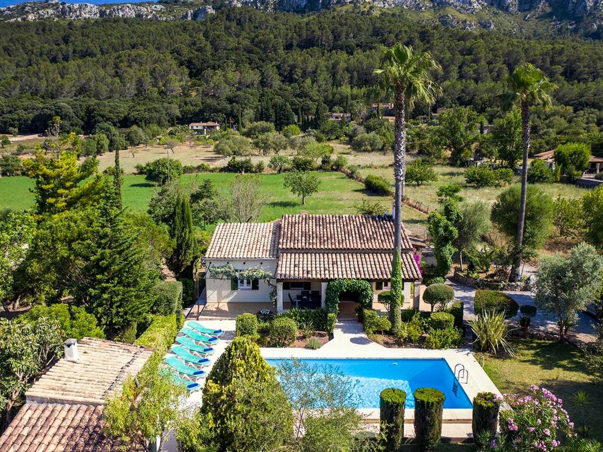 Fantastische Villa in einer ruhigen Gegend in der Nähe von Pollensa-Binnen