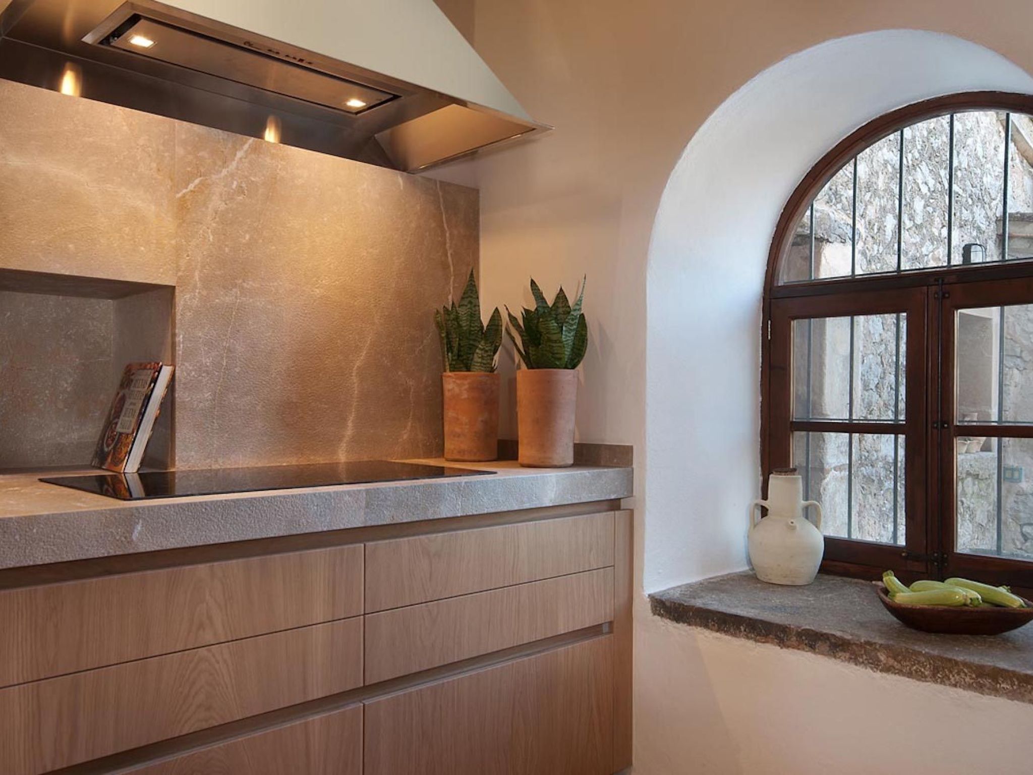 Guillo. 300 Jahre Geschichte an einem zeitlosen Ort-Binnen