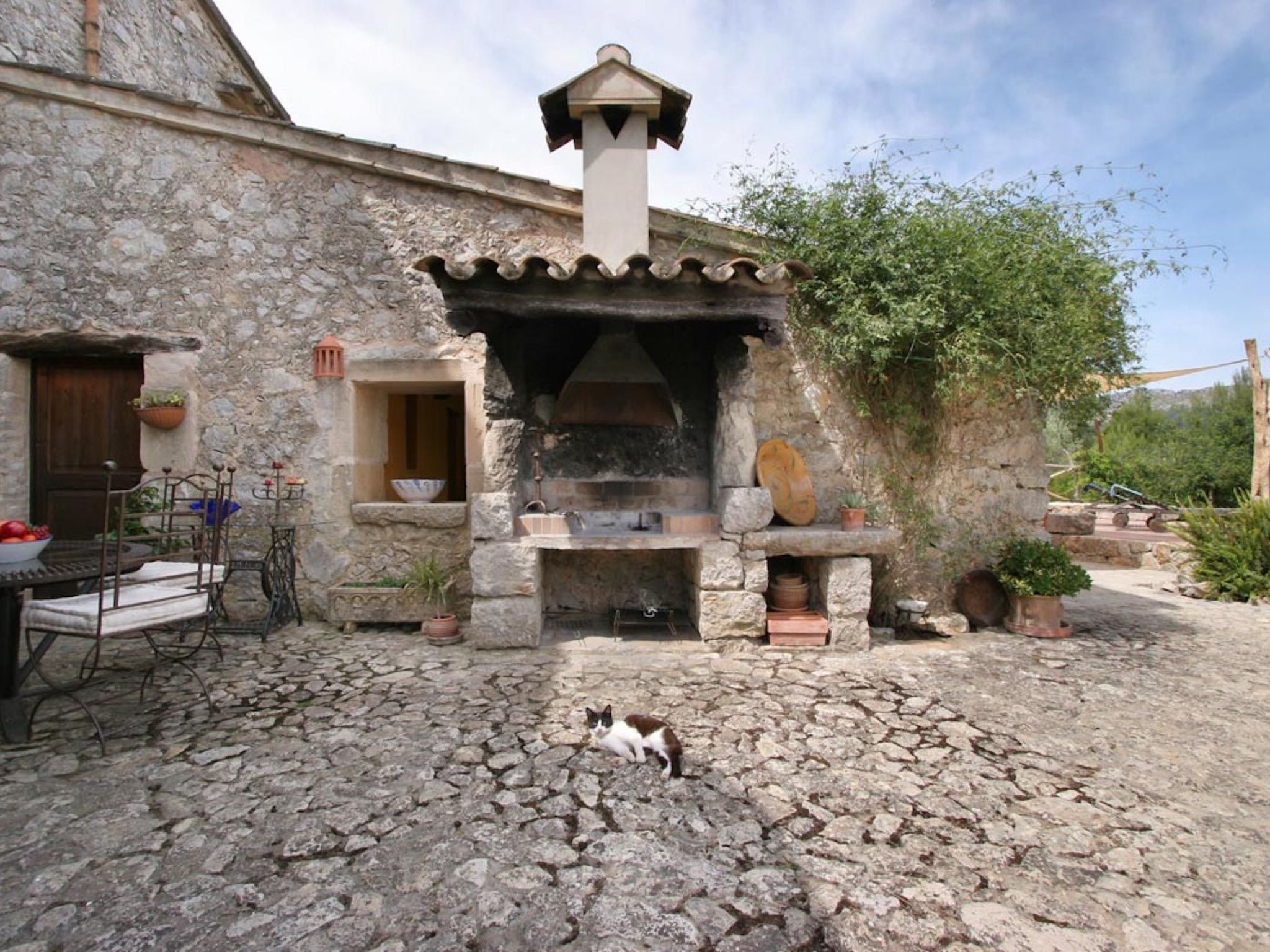 Guillo. 300 Jahre Geschichte an einem zeitlosen Ort-Binnen