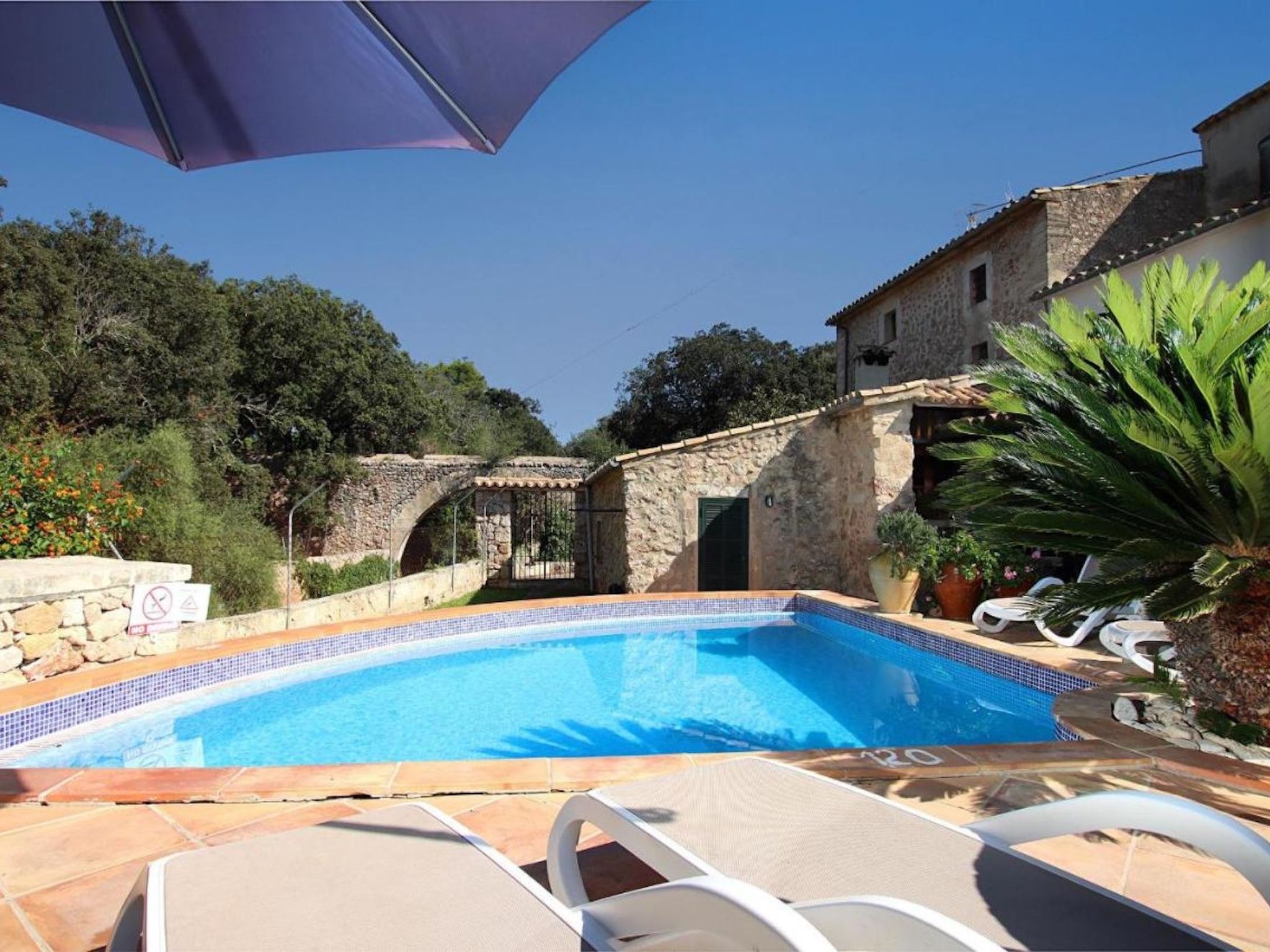 Villa Camp Redo-Binnen