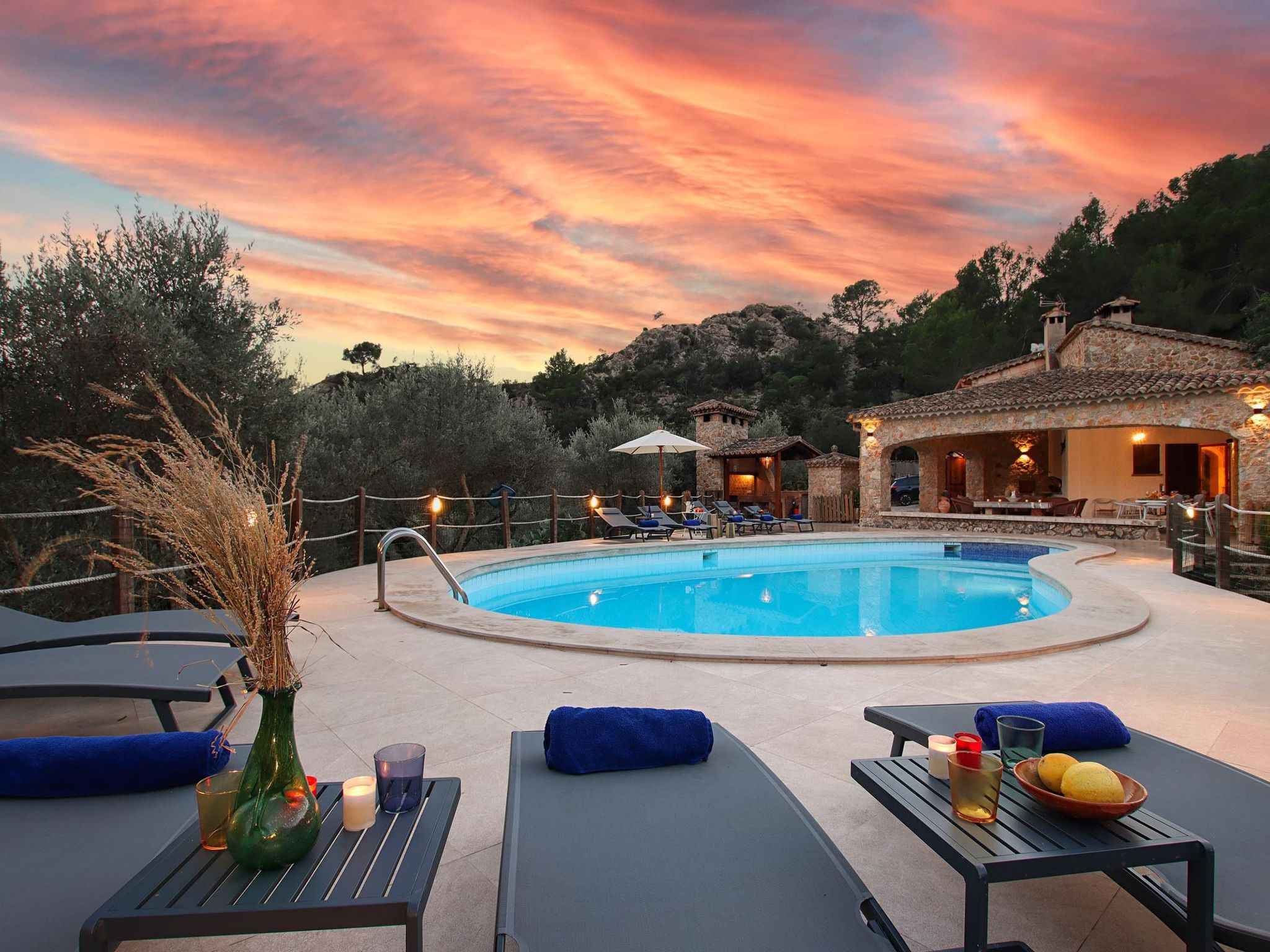 Villa Alordes, ein rustikales Haus mit fantastischer Aussicht-Binnen