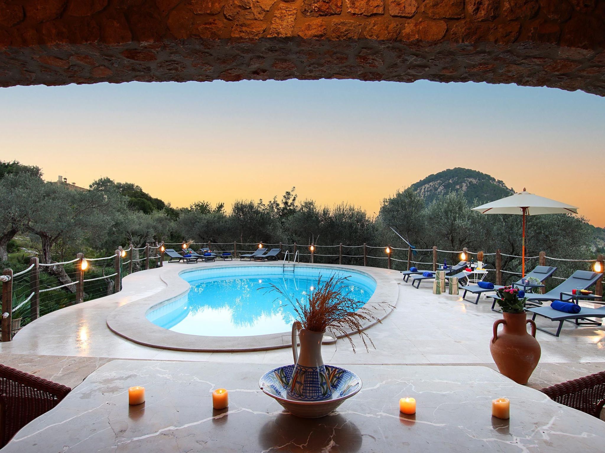 Villa Alordes, ein rustikales Haus mit fantastischer Aussicht-Binnen