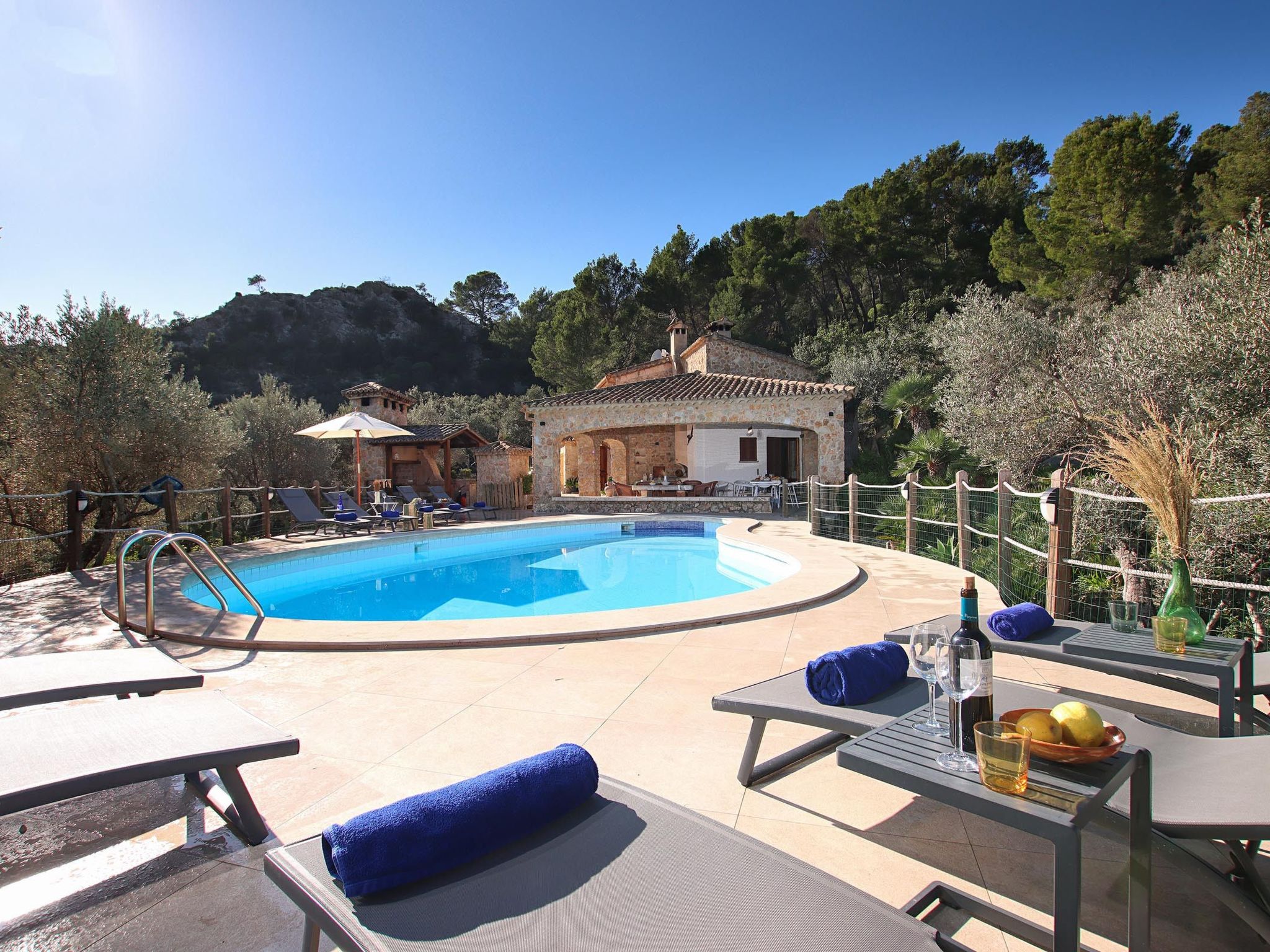 Villa Alordes, ein rustikales Haus mit fantastischer Aussicht-Binnen