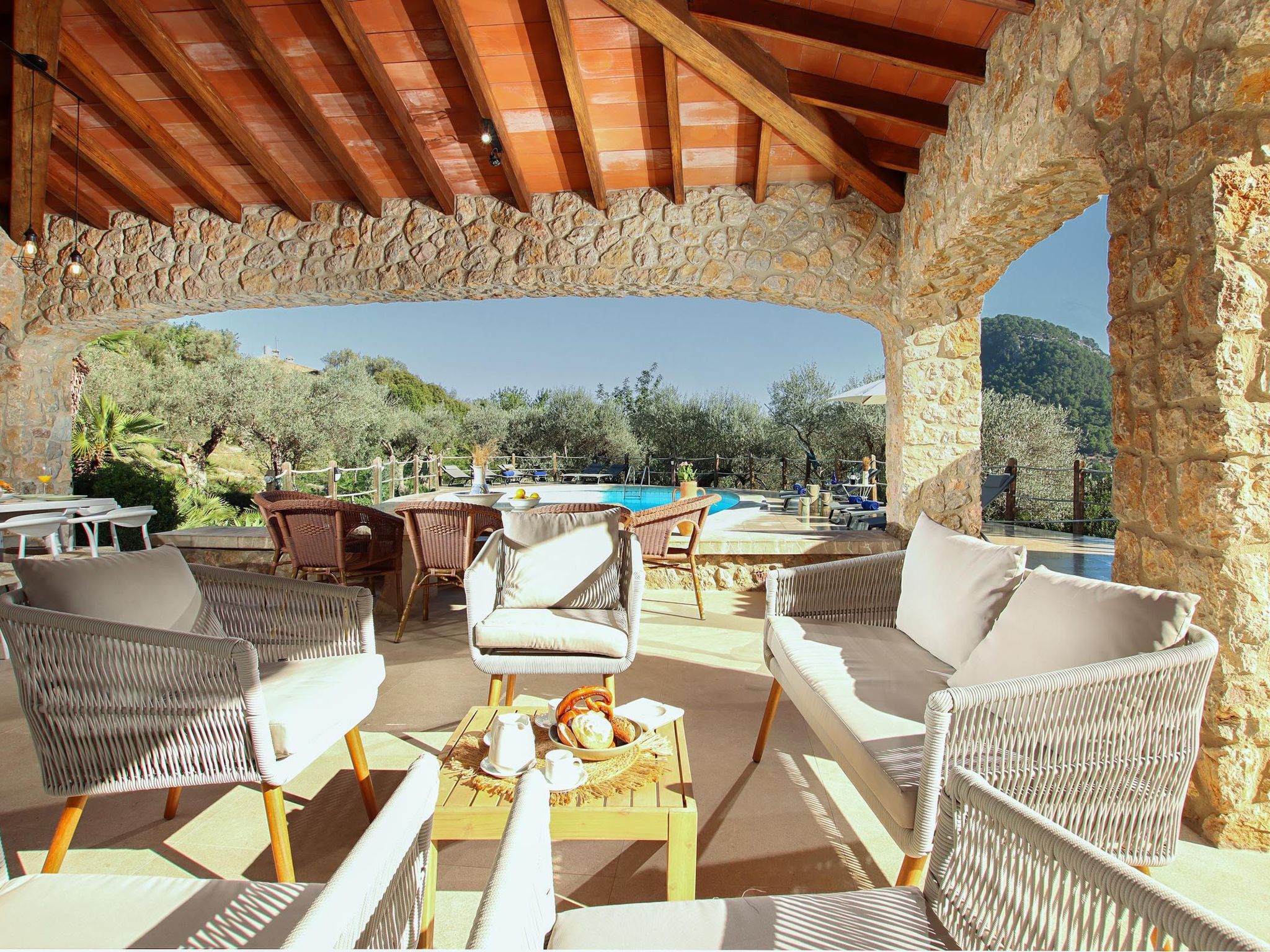 Villa Alordes, ein rustikales Haus mit fantastischer Aussicht-Binnen