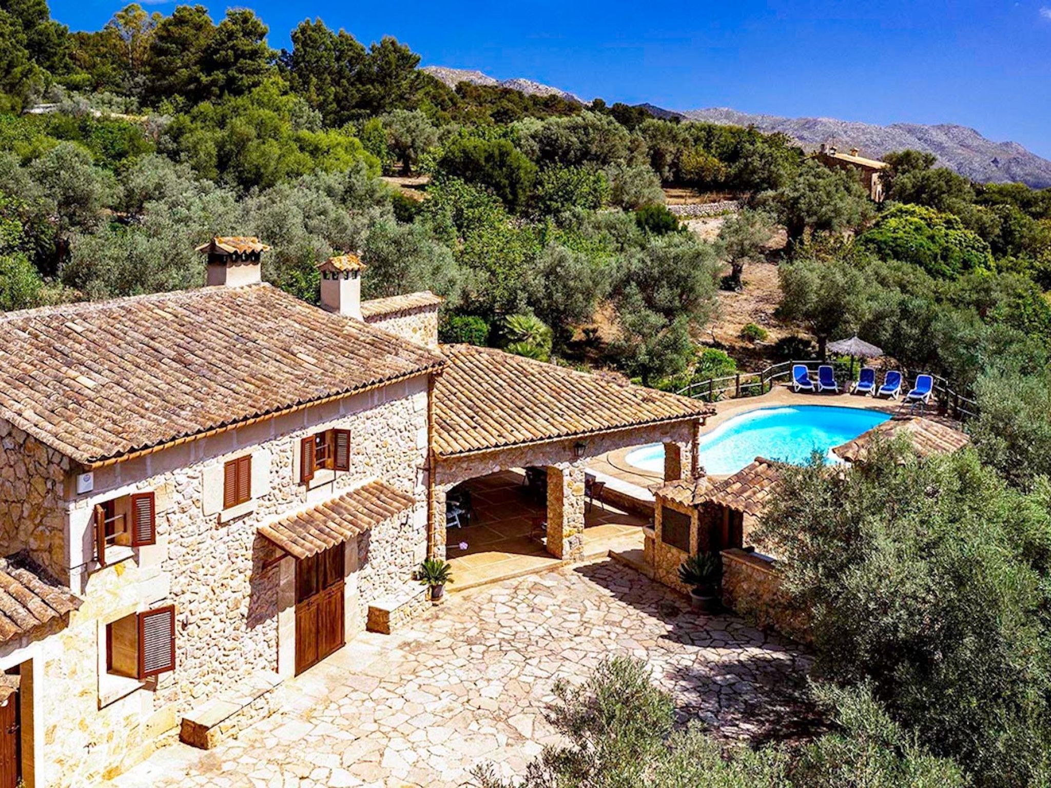 Villa Alordes, ein rustikales Haus mit fantastischer Aussicht-Binnen