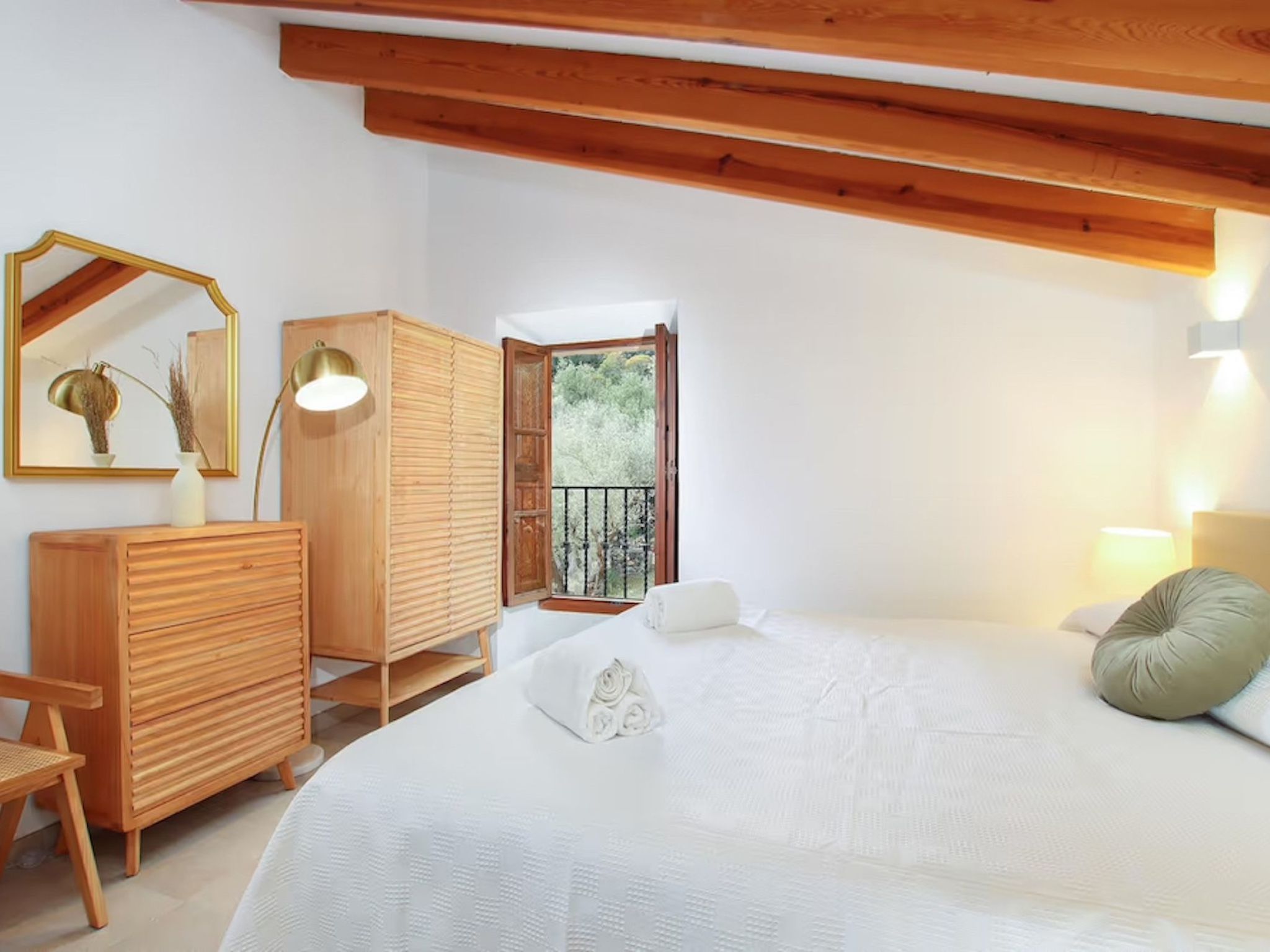 Villa Alordes, ein rustikales Haus mit fantastischer Aussicht-Binnen