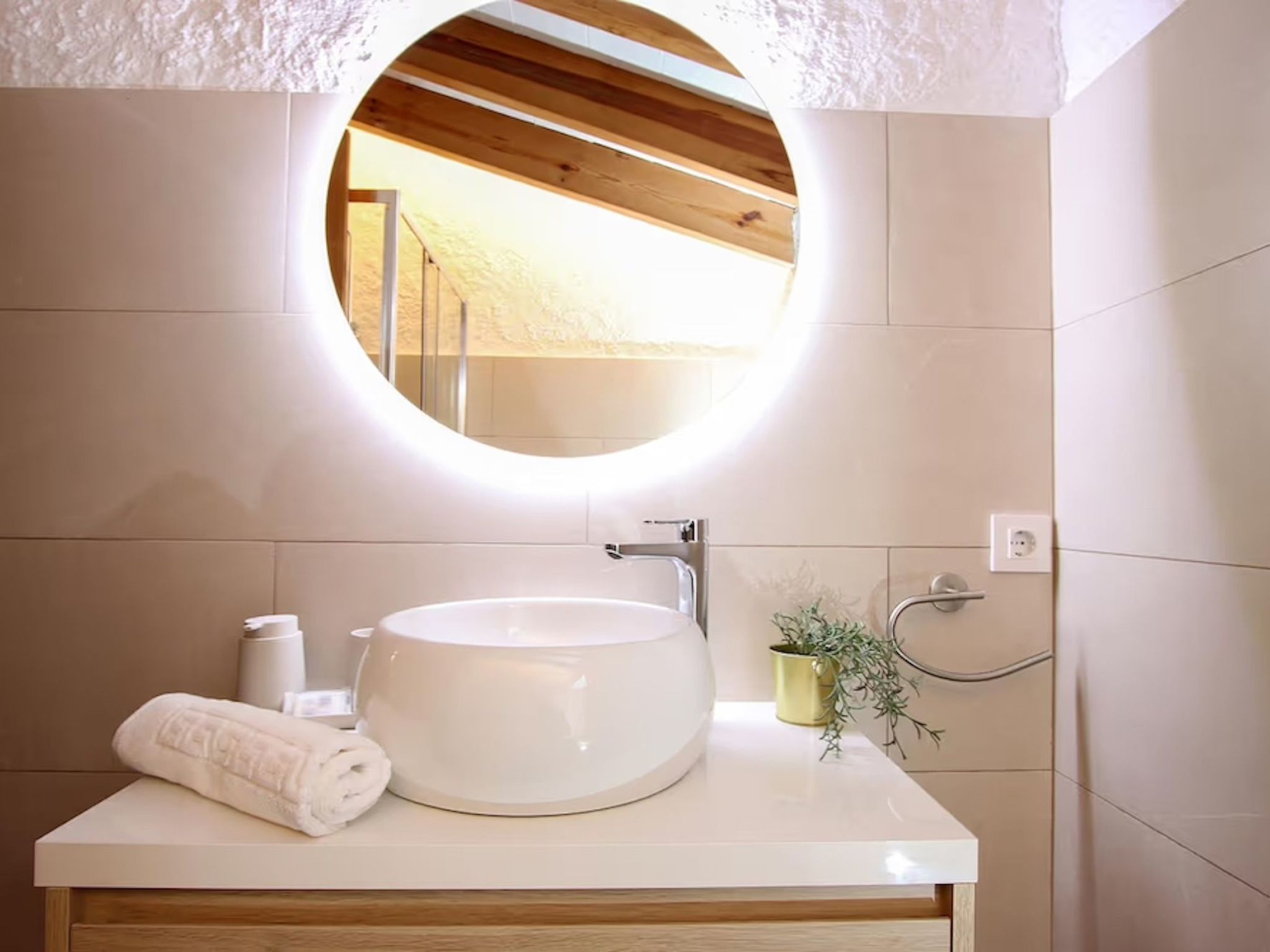 Photo of Villa Alordes, ein rustikales Haus mit fantastischer Aussicht