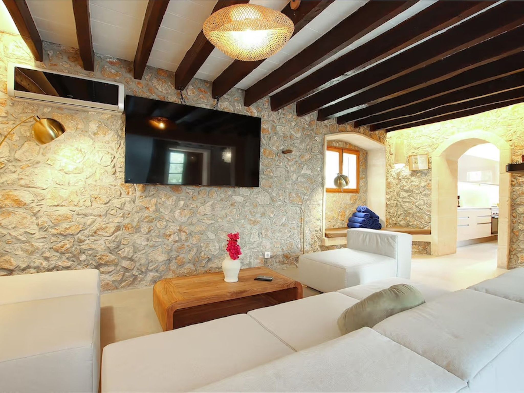 Villa Alordes, ein rustikales Haus mit fantastischer Aussicht-Binnen