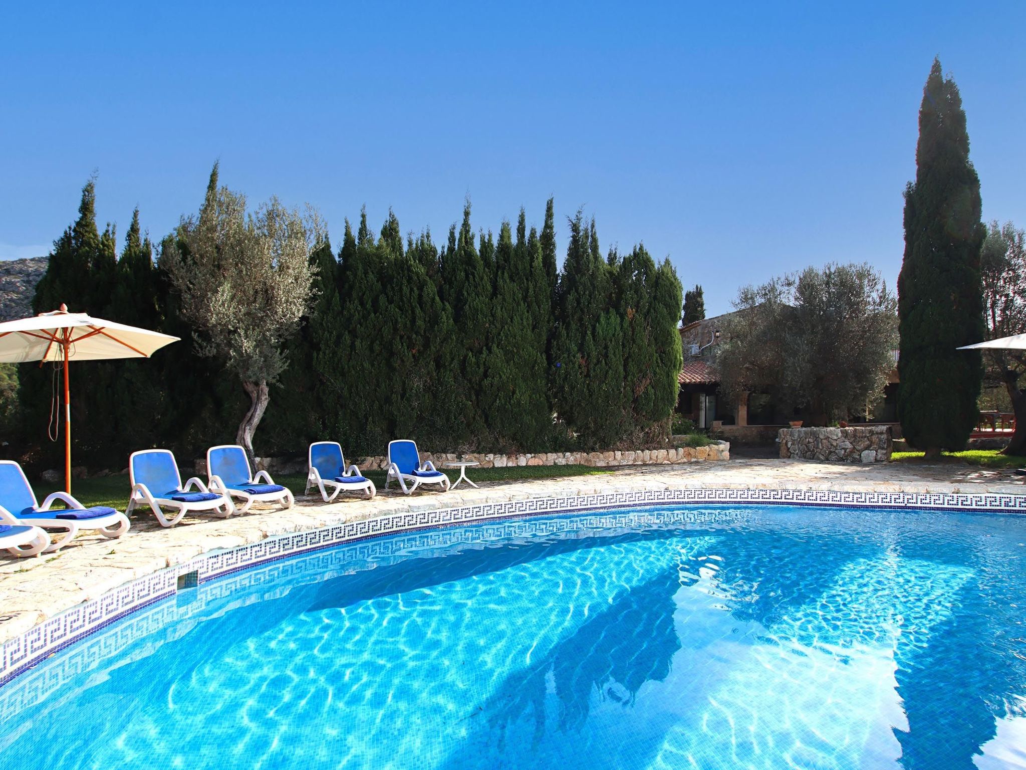 Charmante Villa in der Nähe von Cala San Vicente-Drinnen