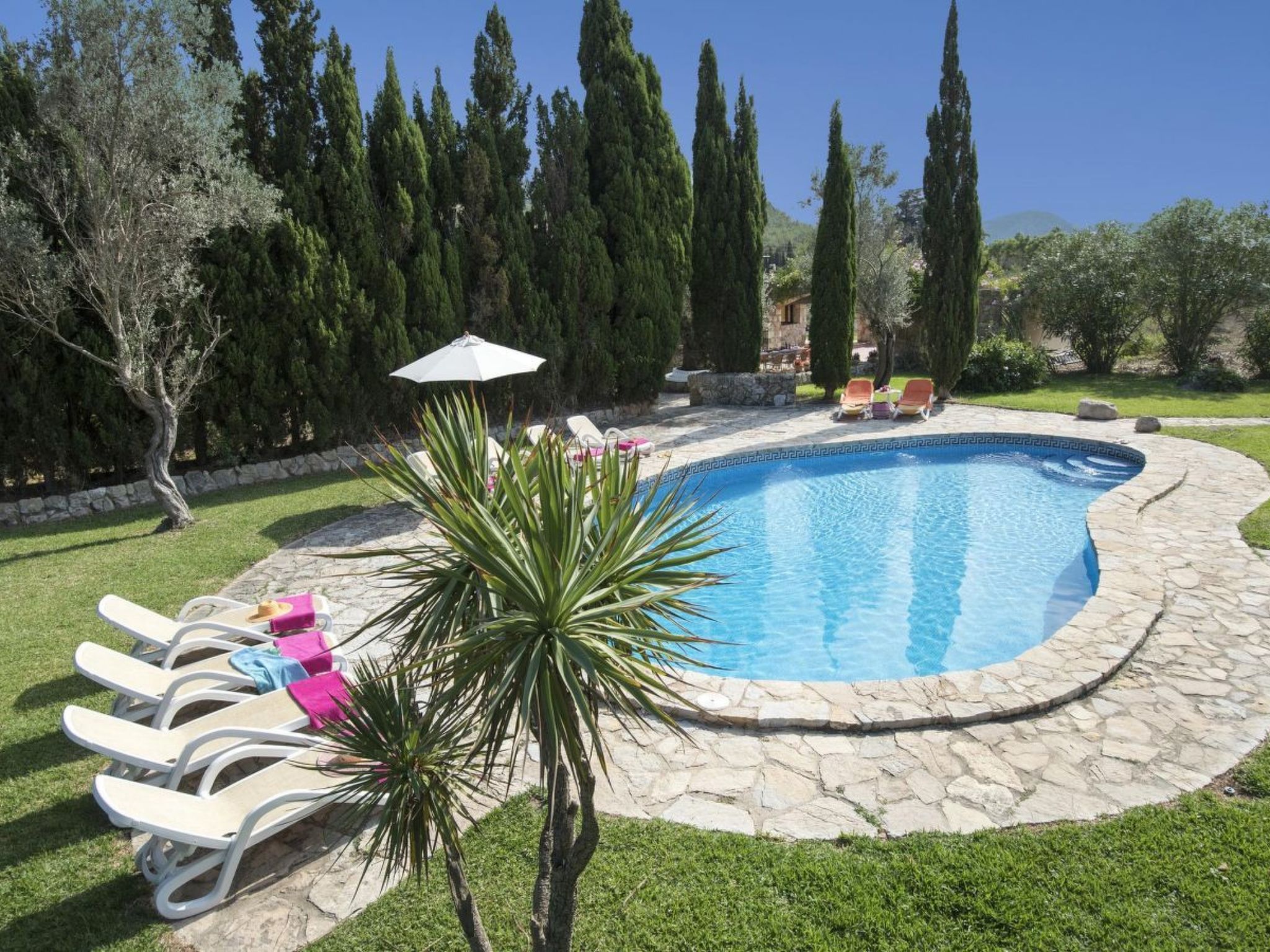 Charmante Villa in der Nähe von Cala San Vicente-Drinnen