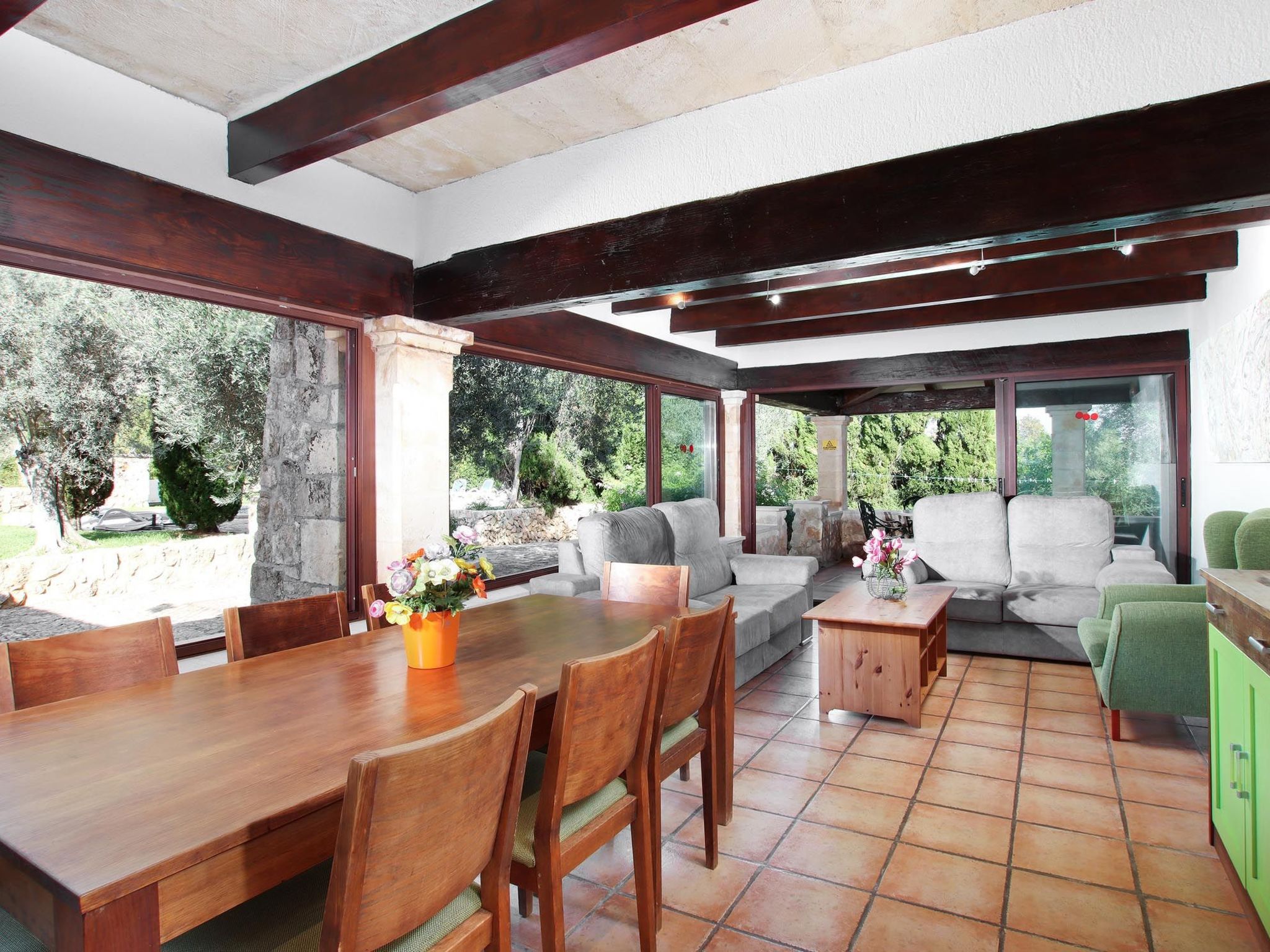 Charmante Villa in der Nähe von Cala San Vicente-Drinnen