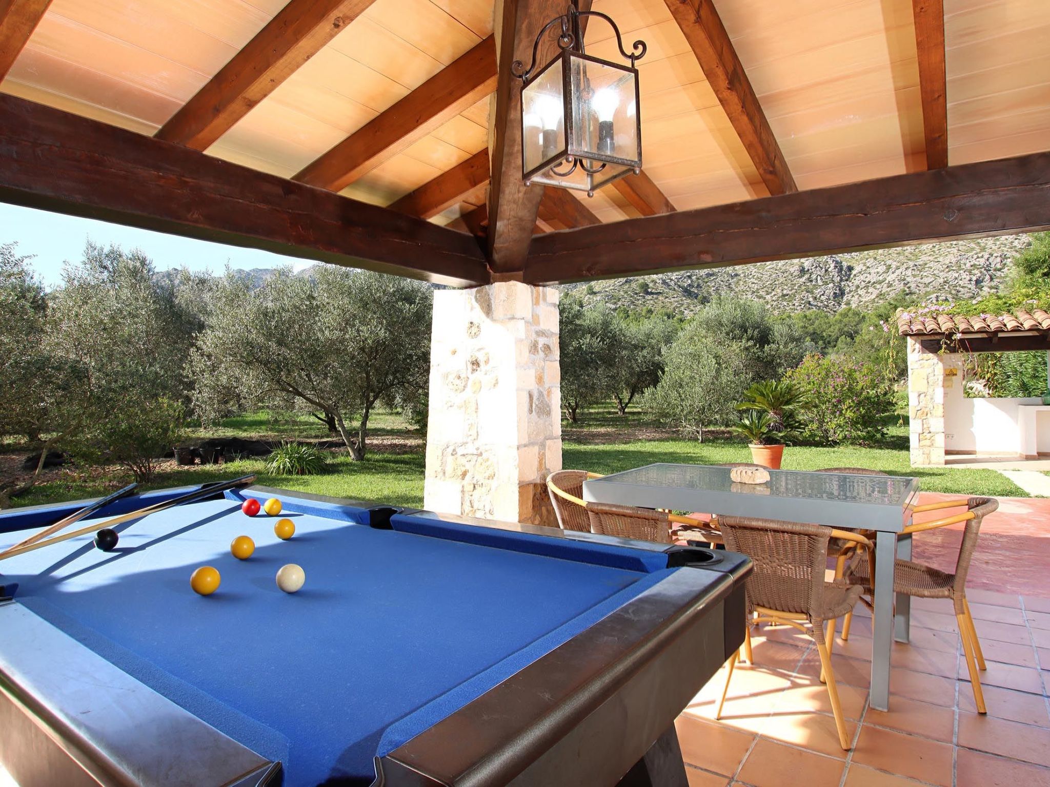 Charmante Villa in der Nähe von Cala San Vicente-Drinnen