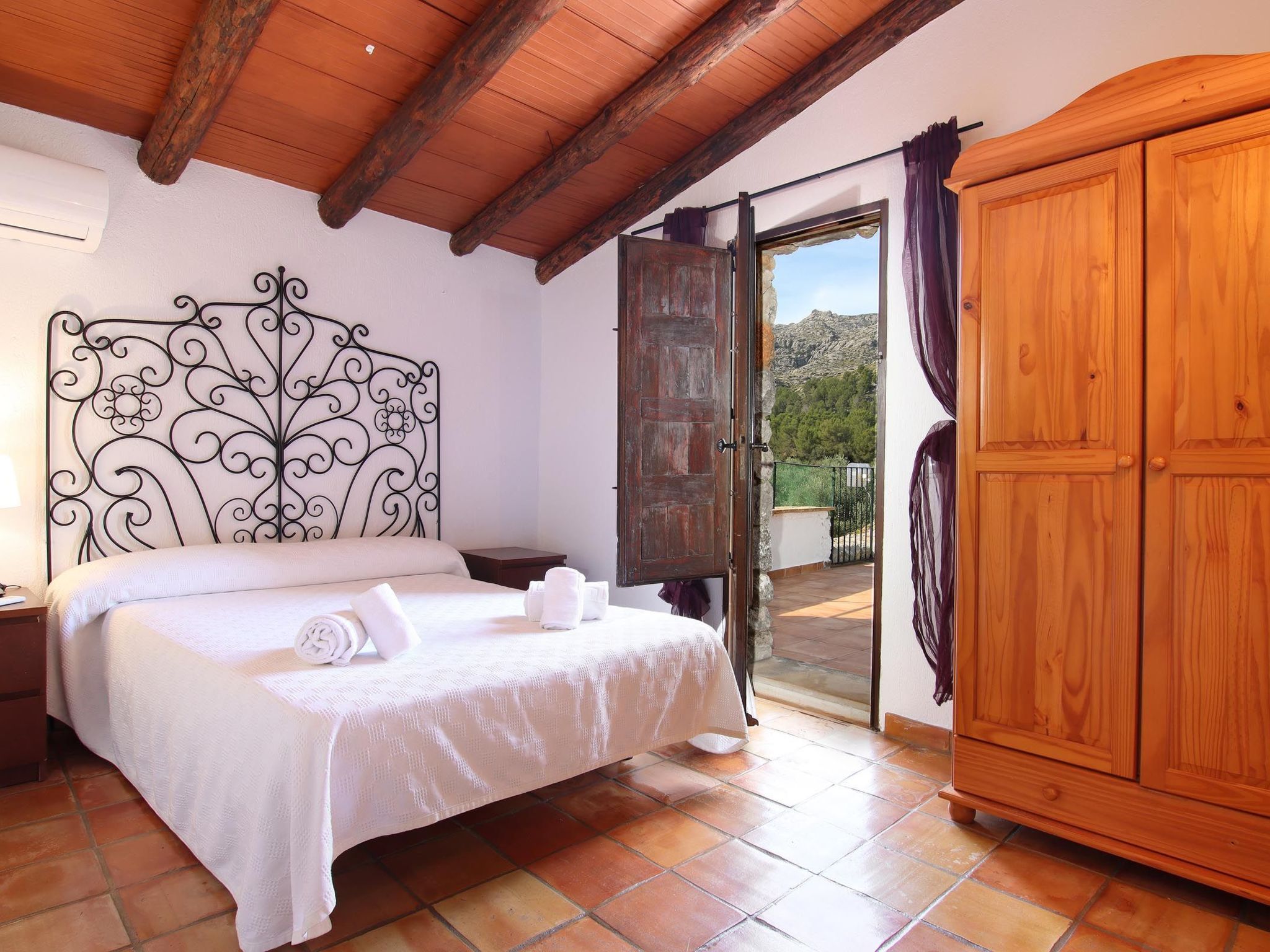 Charmante Villa in der Nähe von Cala San Vicente-Drinnen