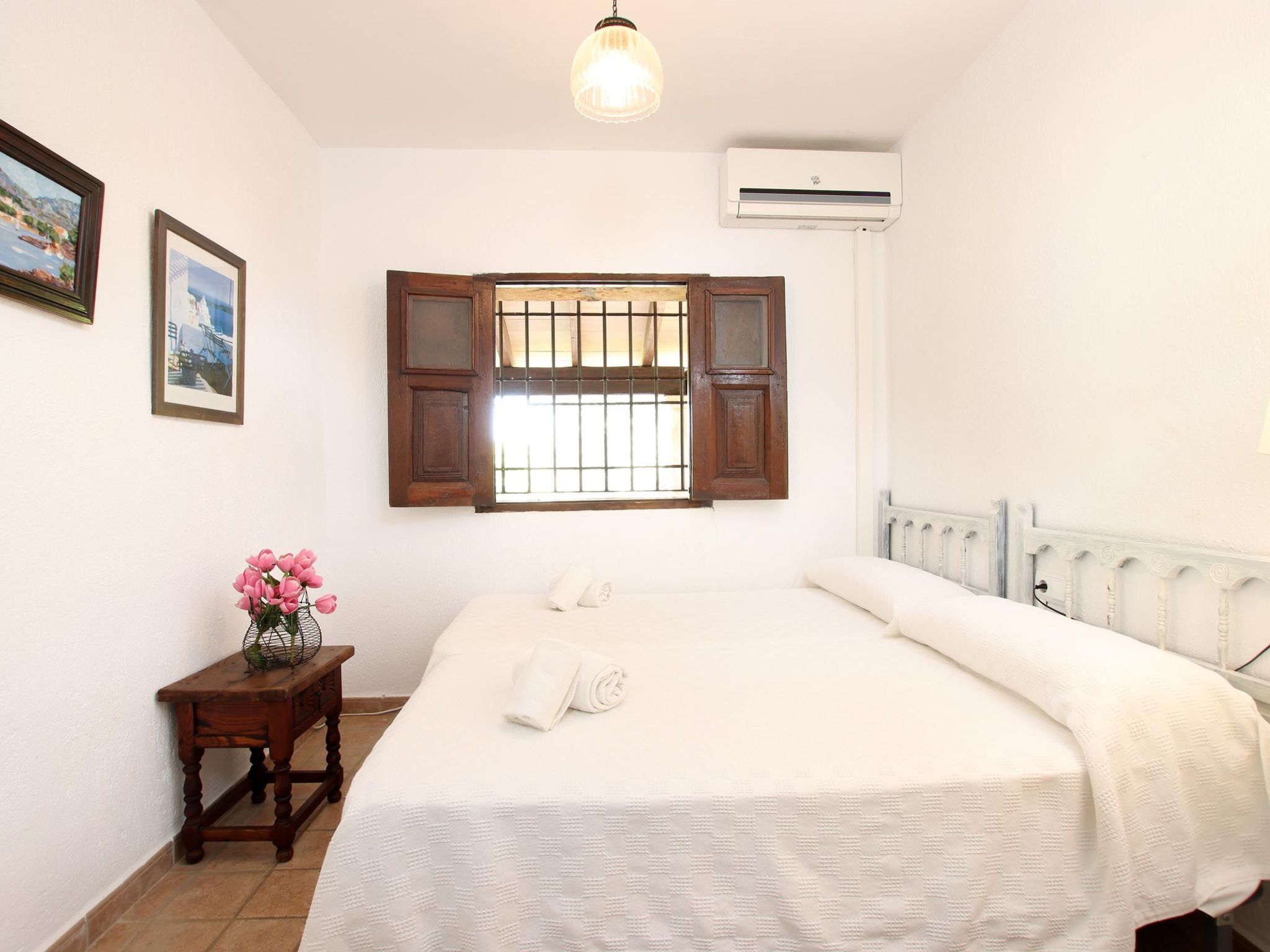 Charmante Villa in der Nähe von Cala San Vicente-Drinnen