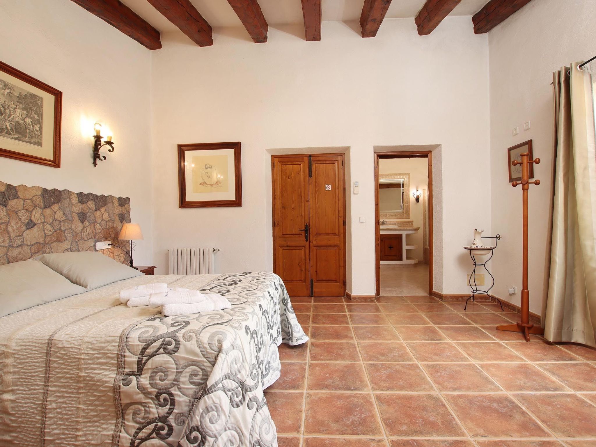 Schöne Villa ganz in der Nähe von Pollença-Drinnen