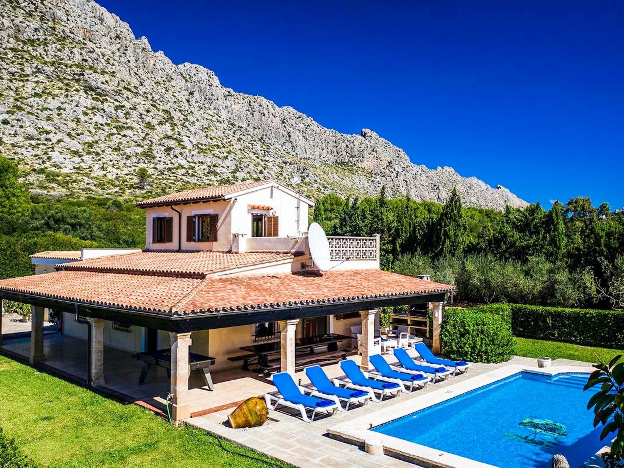 Tolle Ferienvilla Barraca mit privatem Pool-Dedans