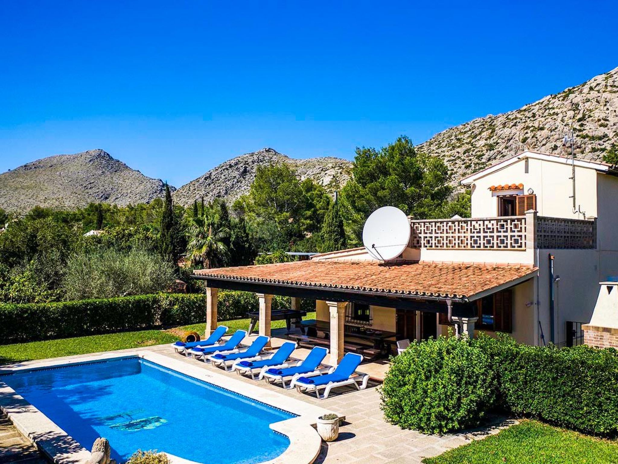 Tolle Ferienvilla Barraca mit privatem Pool-Dedans